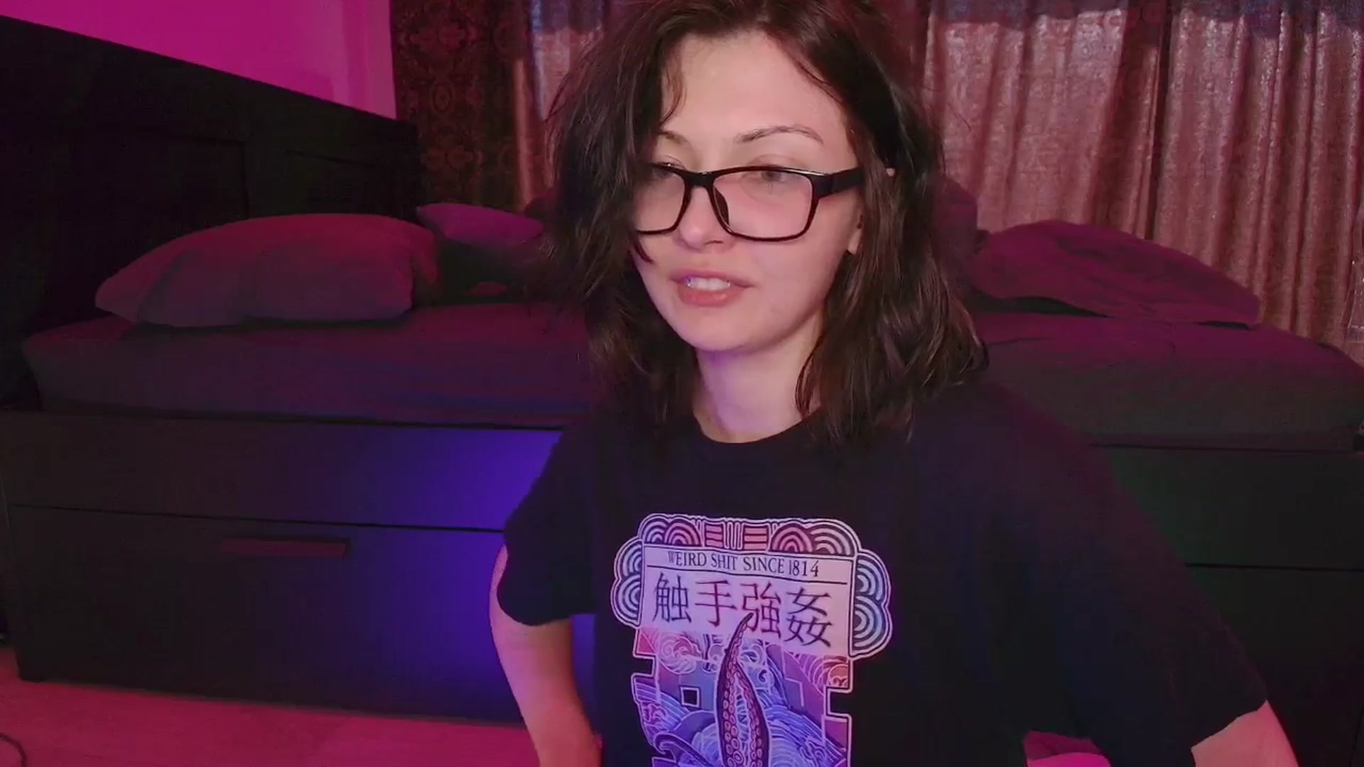 Gallery image thumbnail from RoomToAvoid's myfreecams stream on, 10/31/2025, 04:44 image 20 of 20