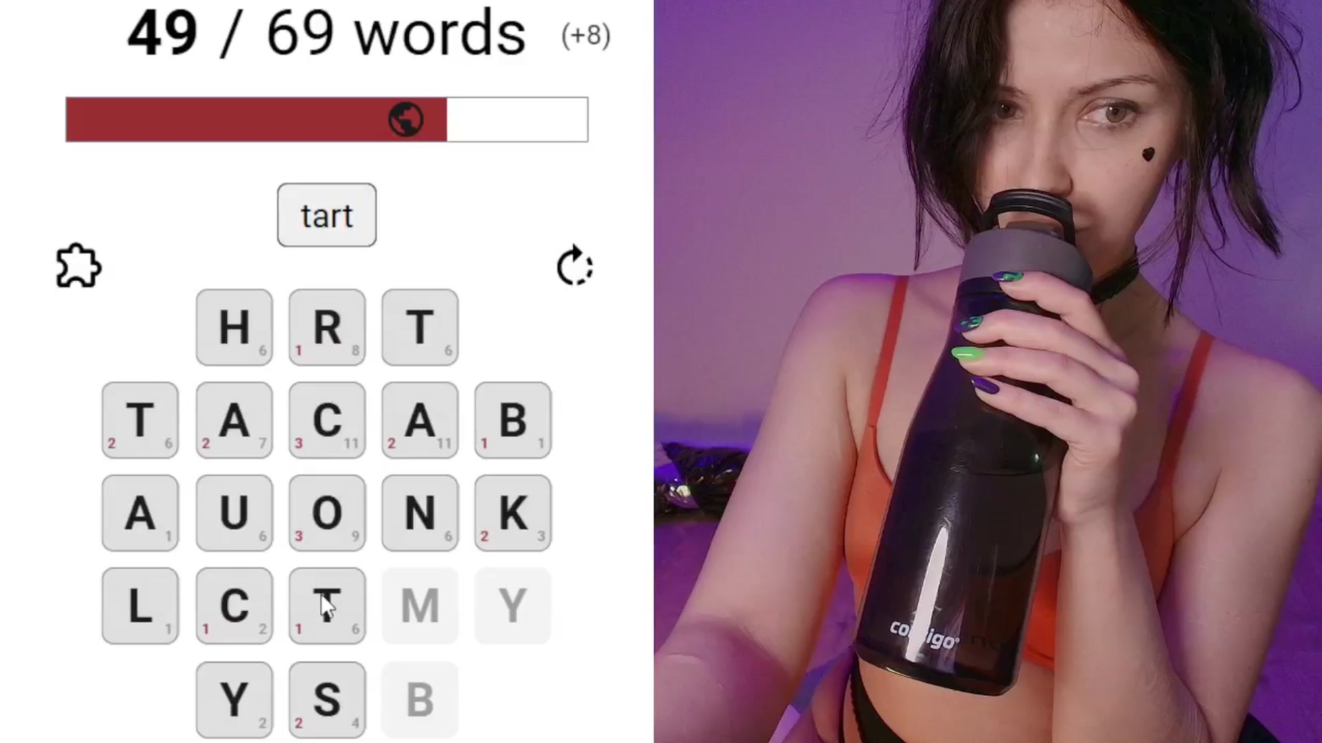Gallery image thumbnail from RoomToAvoid's myfreecams stream on, 11/01/2025, 04:06 image 5 of 20
