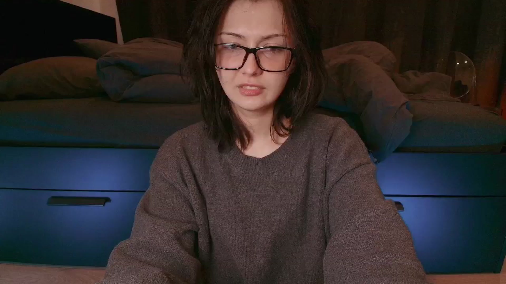 Gallery image thumbnail from RoomToAvoid's myfreecams stream on, 11/03/2025, 24:02 image 11 of 20