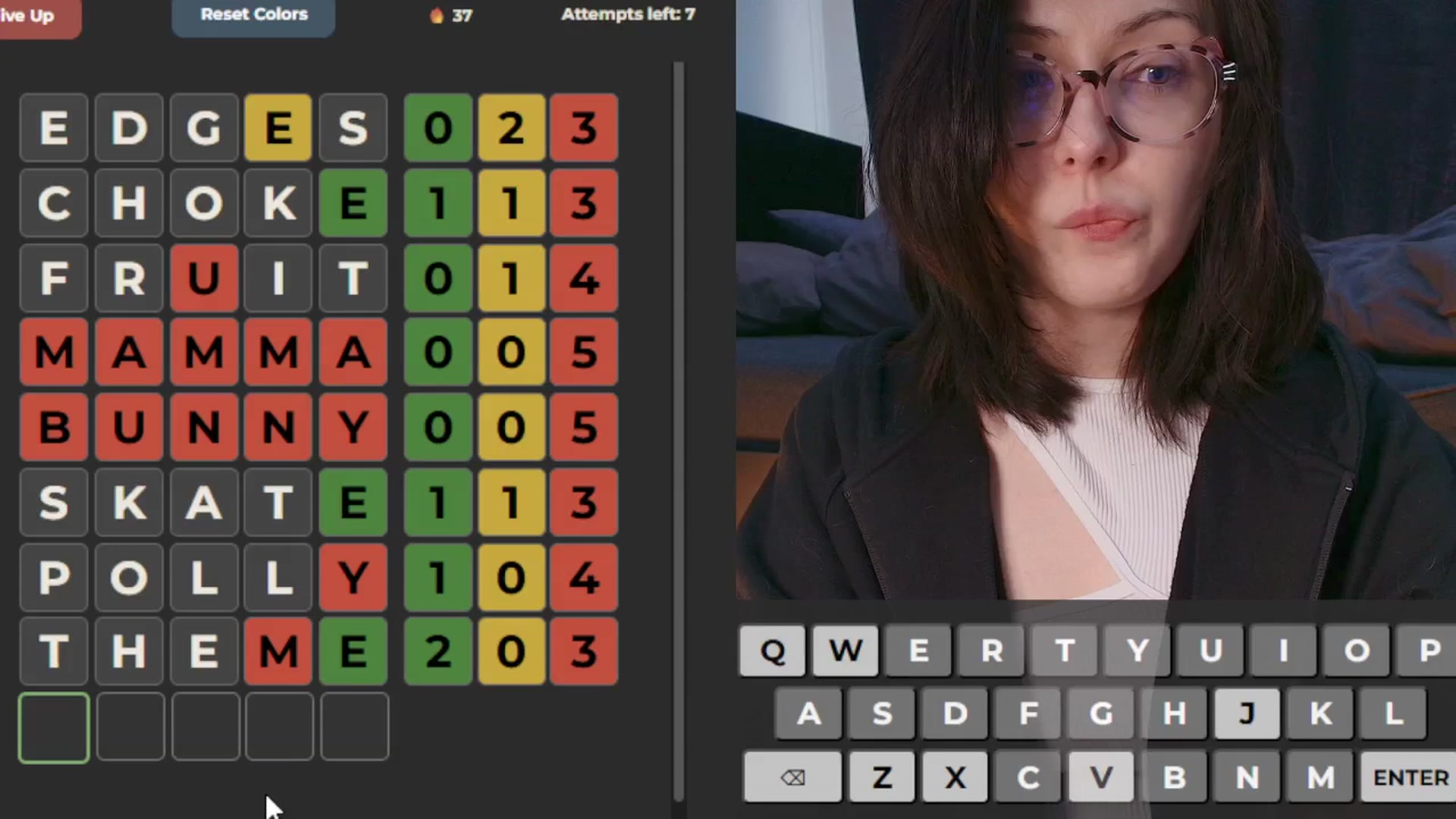 Gallery image thumbnail from RoomToAvoid's myfreecams stream on, 11/04/2025, 07:34 image 2 of 20