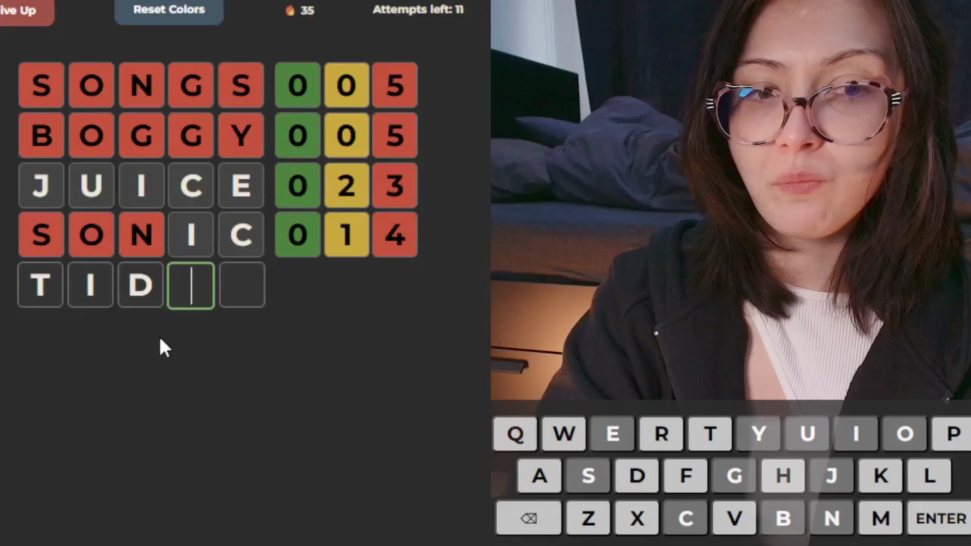 Gallery image thumbnail from RoomToAvoid's myfreecams stream on, 11/04/2025, 07:34 image 1 of 20