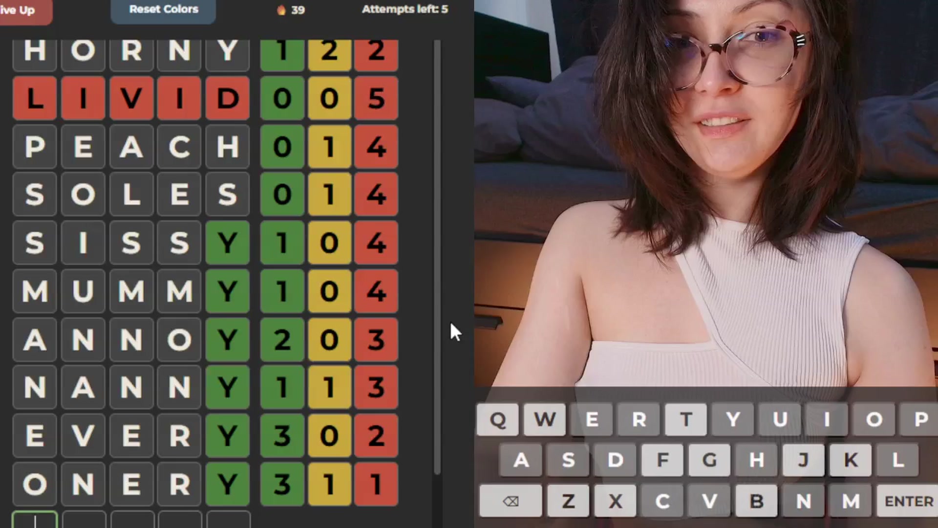 Gallery image thumbnail from RoomToAvoid's myfreecams stream on, 11/04/2025, 07:34 image 4 of 20