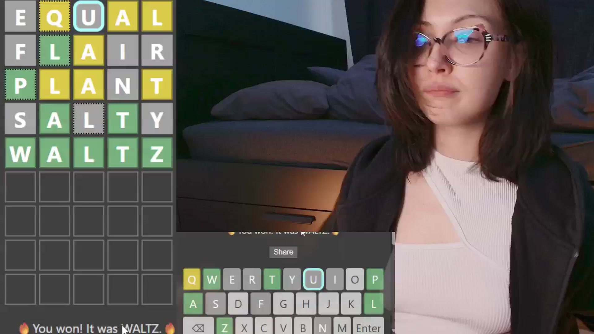 Gallery image thumbnail from RoomToAvoid's myfreecams stream on, 11/04/2025, 07:34 image 5 of 20