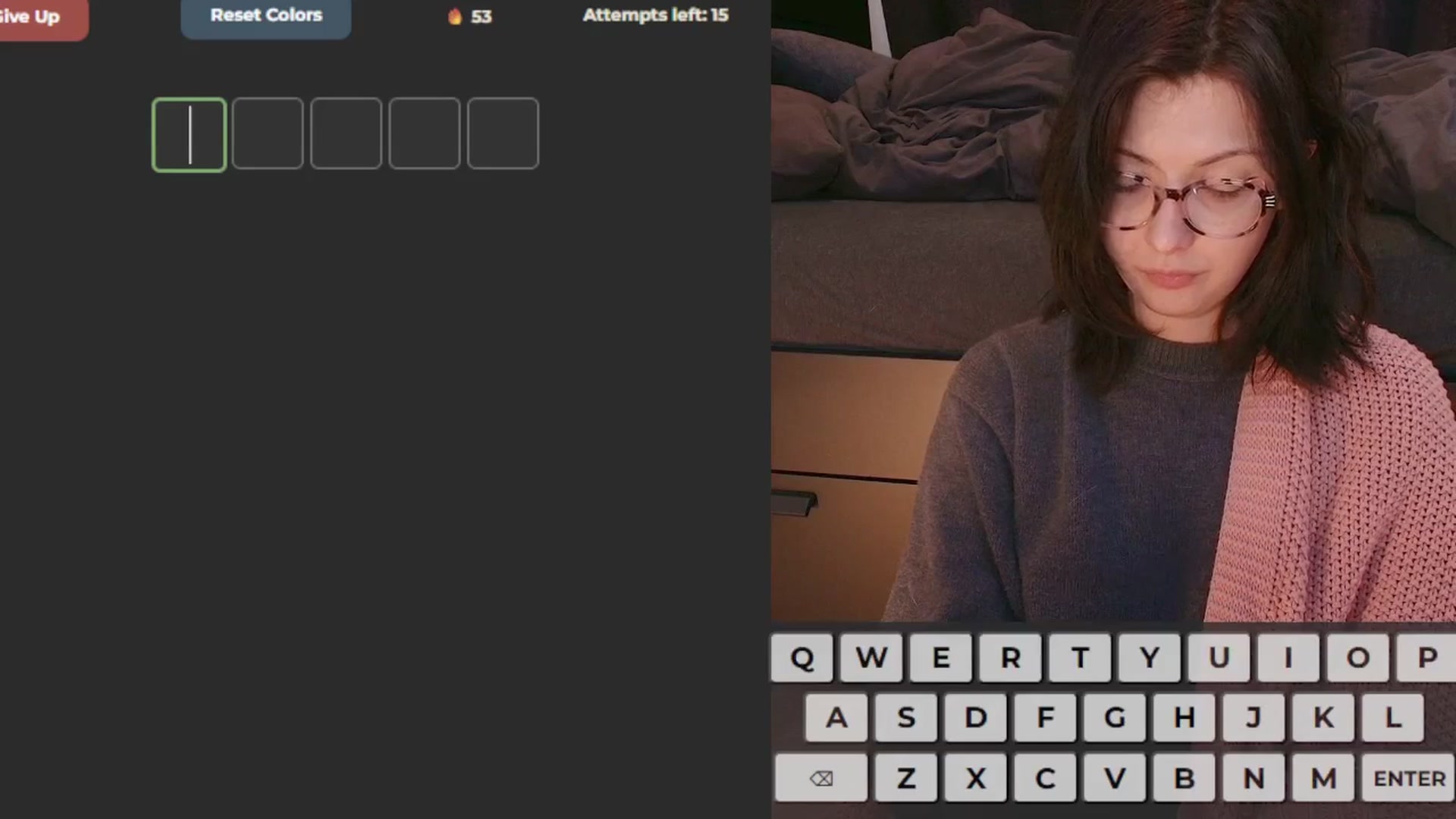 Gallery image thumbnail from RoomToAvoid's myfreecams stream on, 11/06/2025, 03:43 image 16 of 20