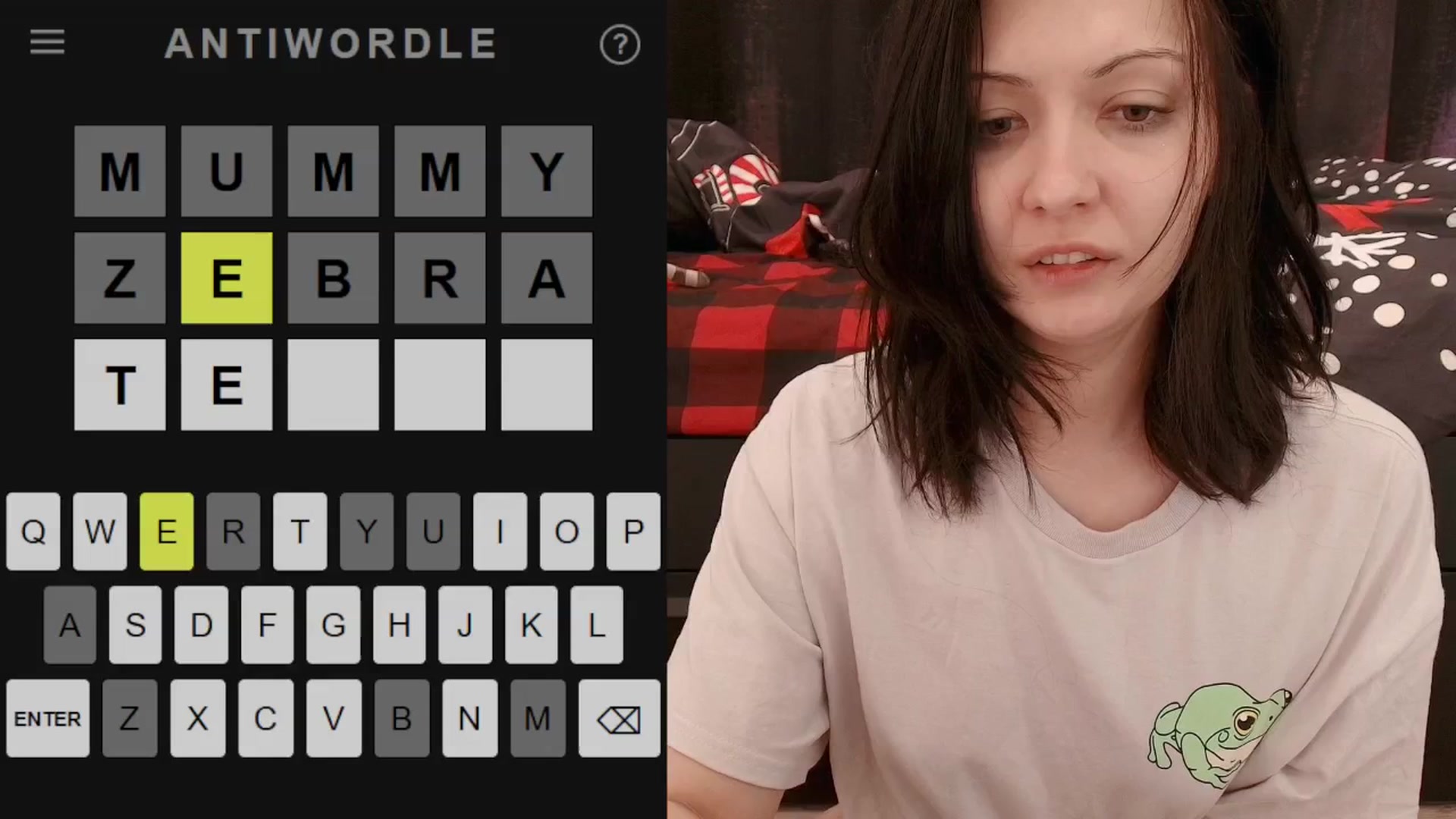 Gallery image thumbnail from RoomToAvoid's myfreecams stream on, 12/17/2025, 03:24 image 16 of 20