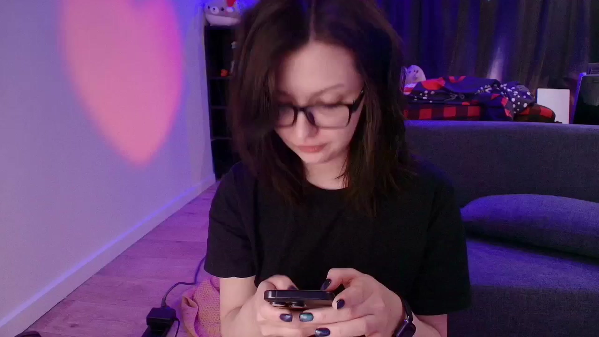 Gallery image thumbnail from RoomToAvoid's myfreecams stream on, 12/24/2025, 09:22 image 7 of 20