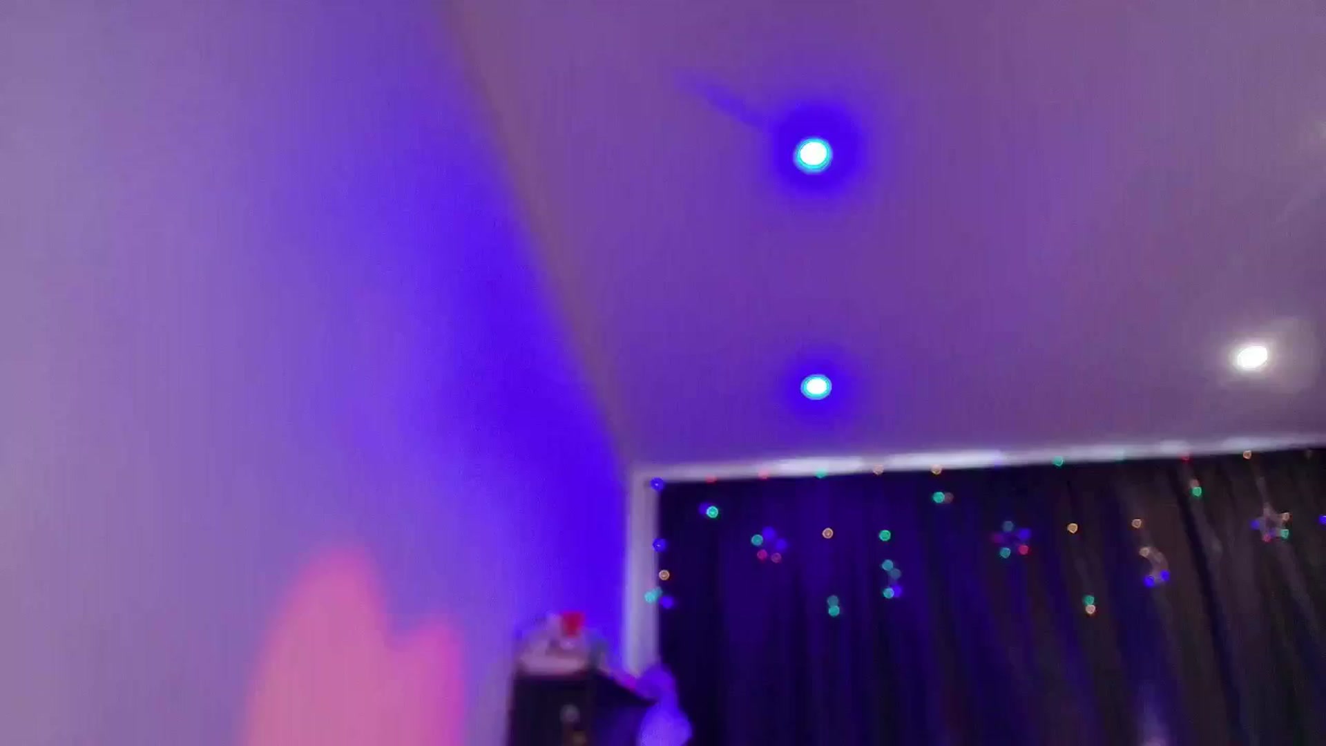 Gallery image thumbnail from RoomToAvoid's myfreecams stream on, 12/24/2025, 09:22 image 8 of 20
