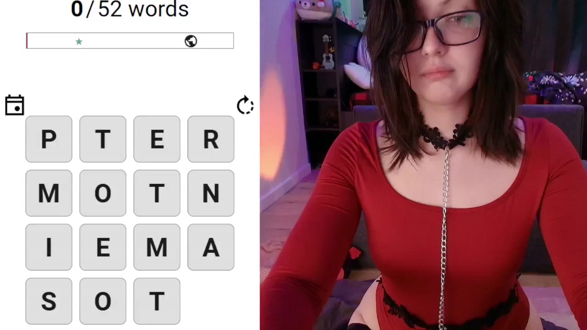 Gallery image thumbnail from RoomToAvoid's myfreecams stream on, 12/25/2025, 04:26 image 4 of 20