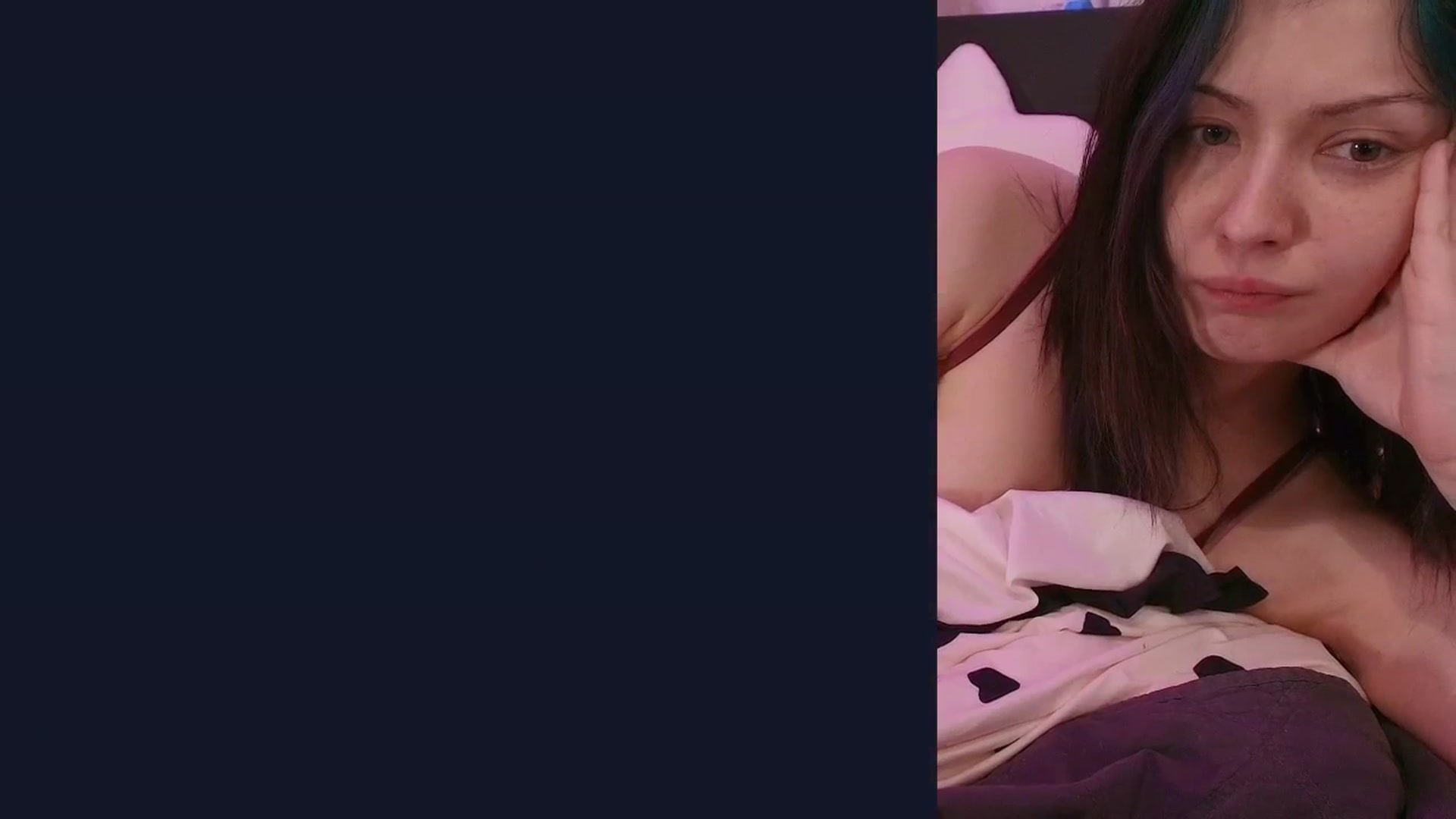 Gallery image thumbnail from RoomToAvoid's myfreecams stream on, 02/15/2026, 02:36 image 14 of 20