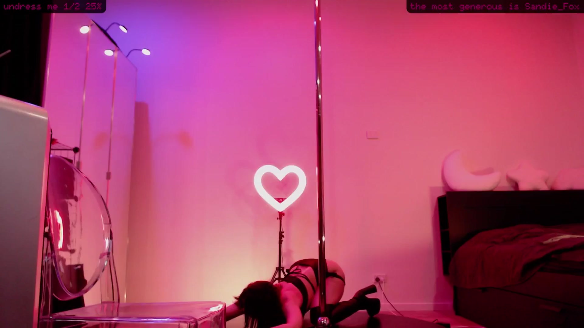 Gallery image thumbnail from RoomToAvoid's myfreecams stream on, 02/18/2026, 02:59 image 3 of 20