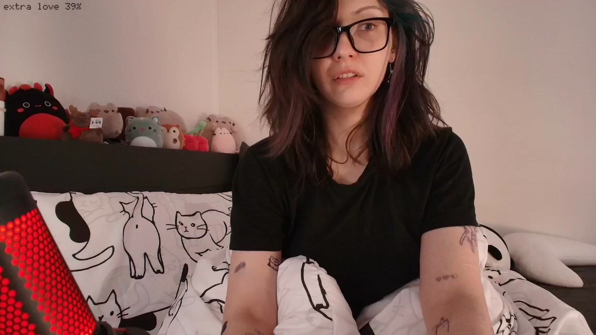 Gallery image thumbnail from RoomToAvoid's myfreecams stream on, 03/13/2026, 05:58 image 11 of 20
