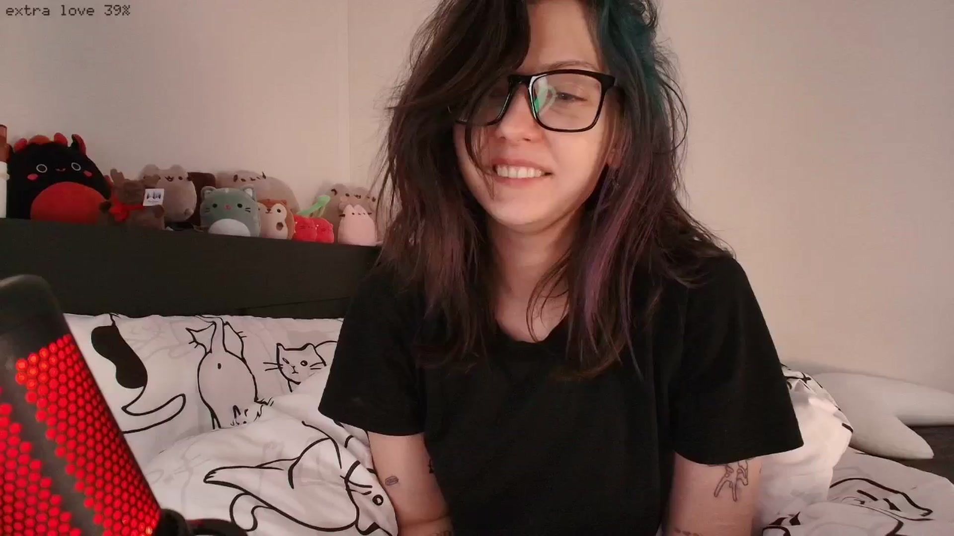 Gallery image thumbnail from RoomToAvoid's myfreecams stream on, 03/13/2026, 05:58 image 20 of 20
