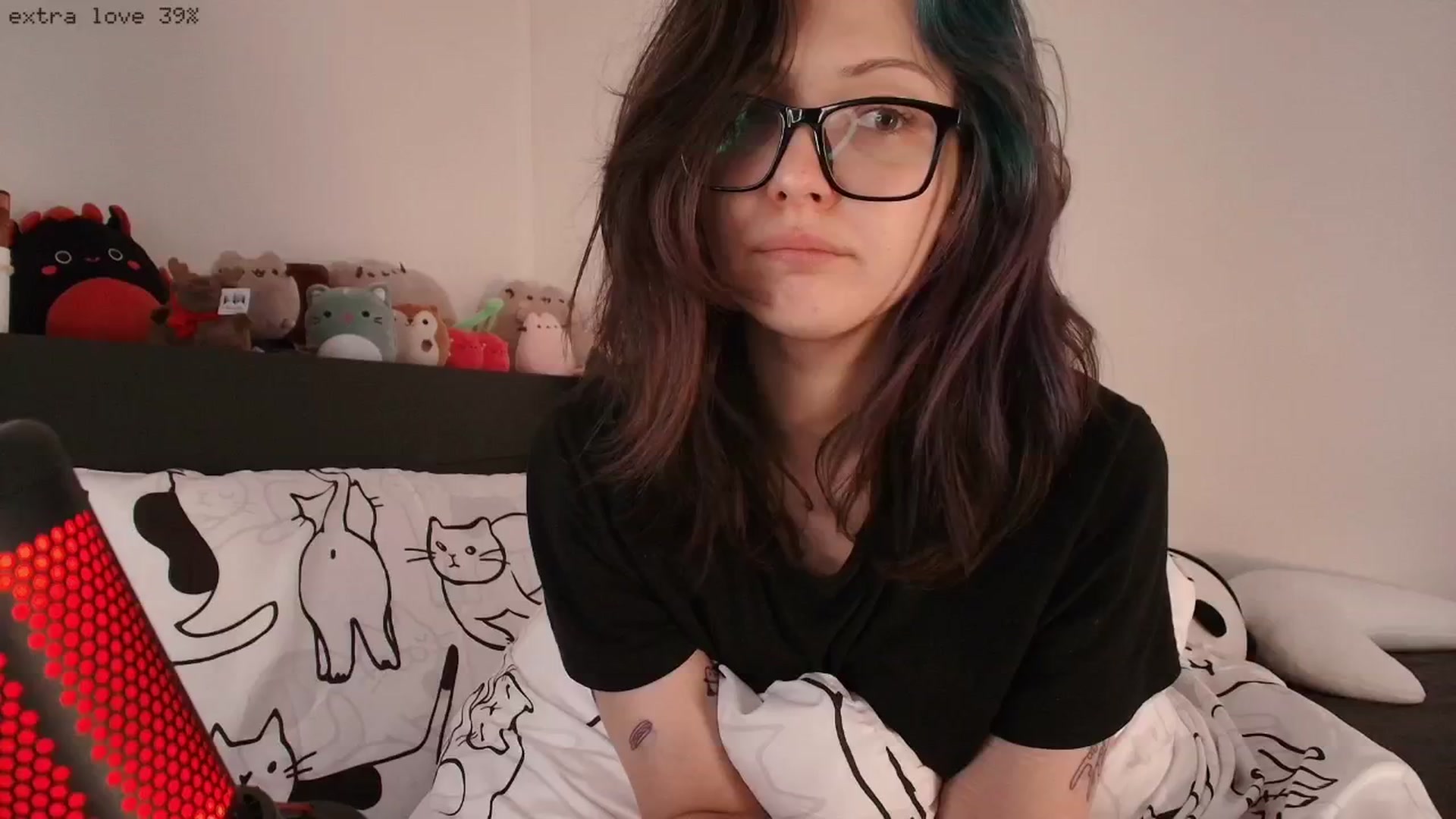 Gallery image thumbnail from RoomToAvoid's myfreecams stream on, 03/13/2026, 05:58 image 10 of 20