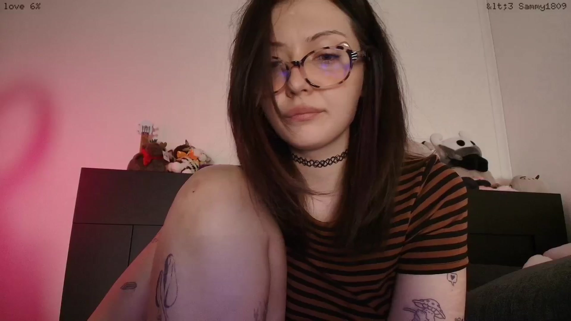 Gallery image thumbnail from RoomToAvoid's myfreecams stream on, 03/18/2026, 02:12 image 9 of 20