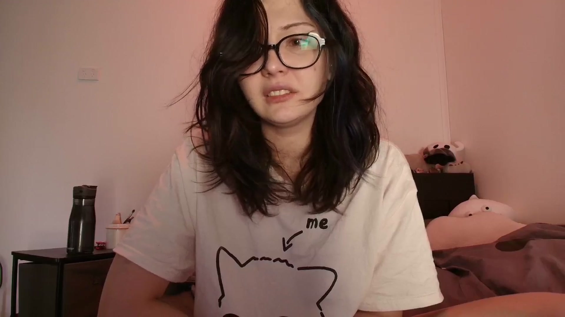 Gallery image thumbnail from RoomToAvoid's myfreecams stream on, 04/03/2026, 01:55 image 20 of 20