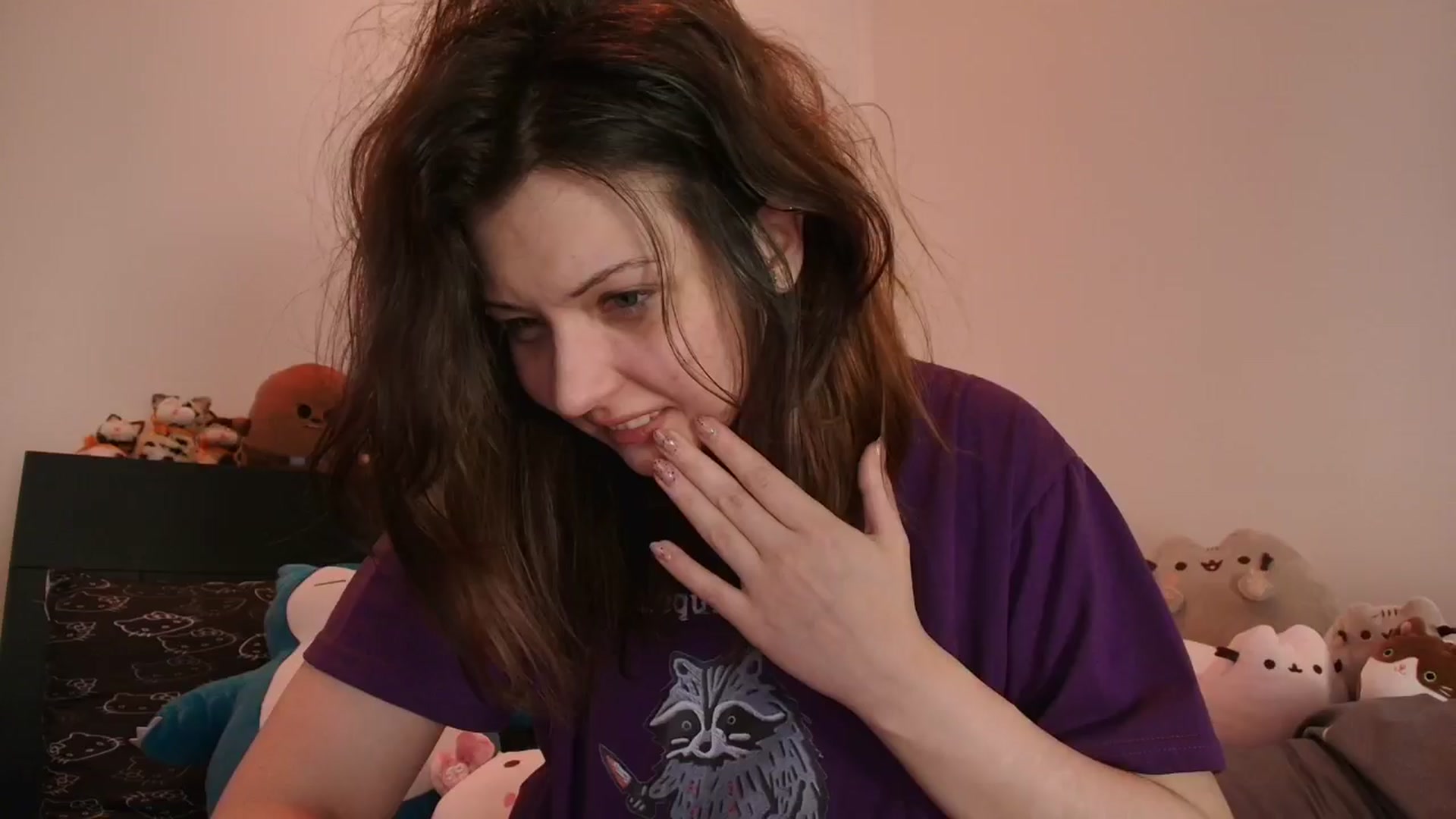 Gallery image thumbnail from RoomToAvoid's myfreecams stream on, 04/07/2026, 03:36 image 12 of 20
