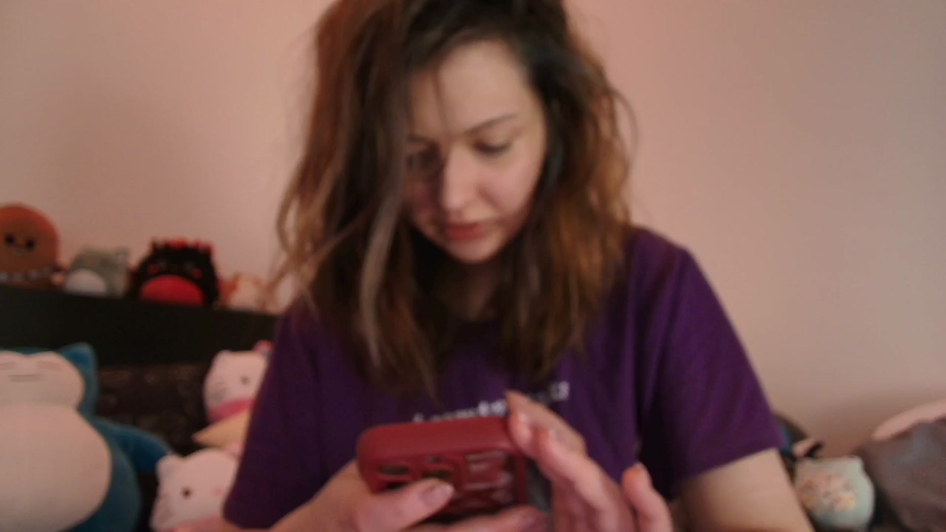 Gallery image thumbnail from RoomToAvoid's myfreecams stream on, 04/07/2026, 03:36 image 8 of 20