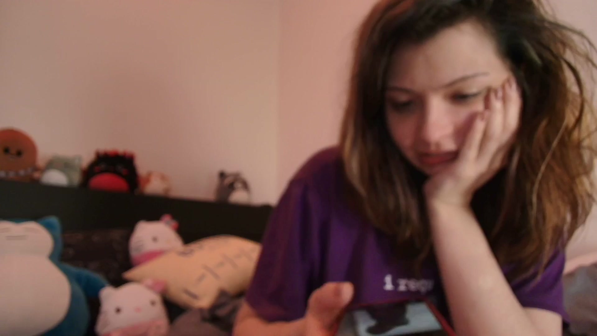 Gallery image thumbnail from RoomToAvoid's myfreecams stream on, 04/07/2026, 03:36 image 7 of 20