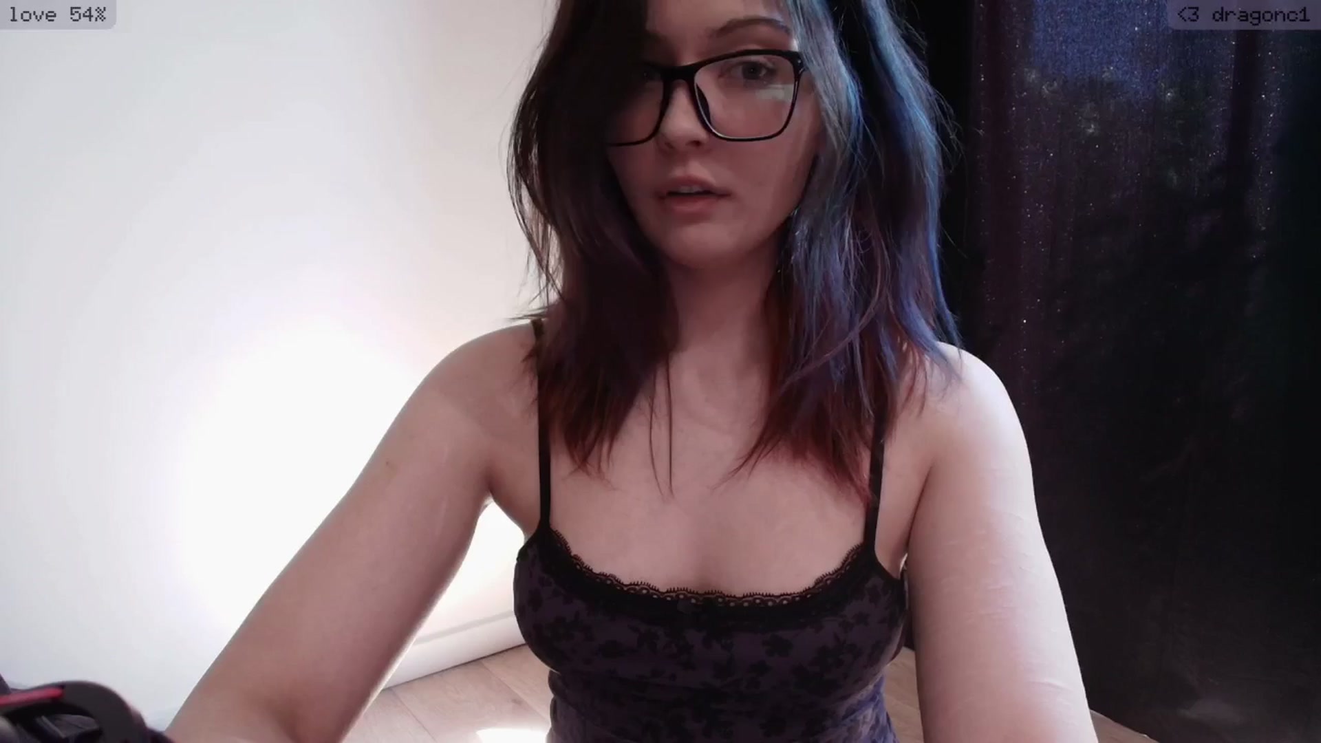 Gallery image thumbnail from RoomToAvoid's myfreecams stream on, 04/18/2026, 04:44 image 5 of 20