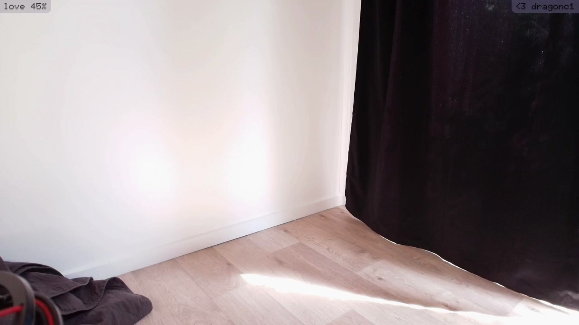 Gallery image thumbnail from RoomToAvoid's myfreecams stream on, 04/18/2026, 04:44 image 4 of 20