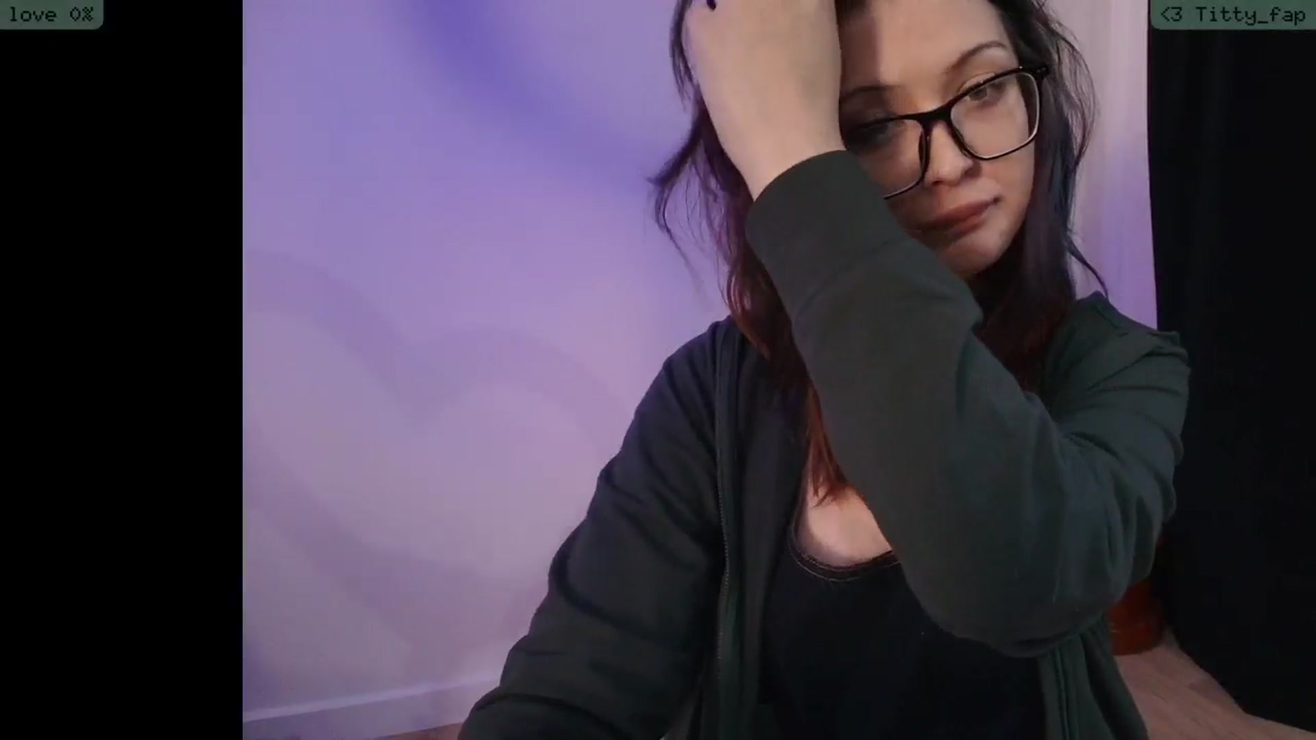 Gallery image thumbnail from RoomToAvoid's myfreecams stream on, 04/19/2026, 02:43 image 3 of 20