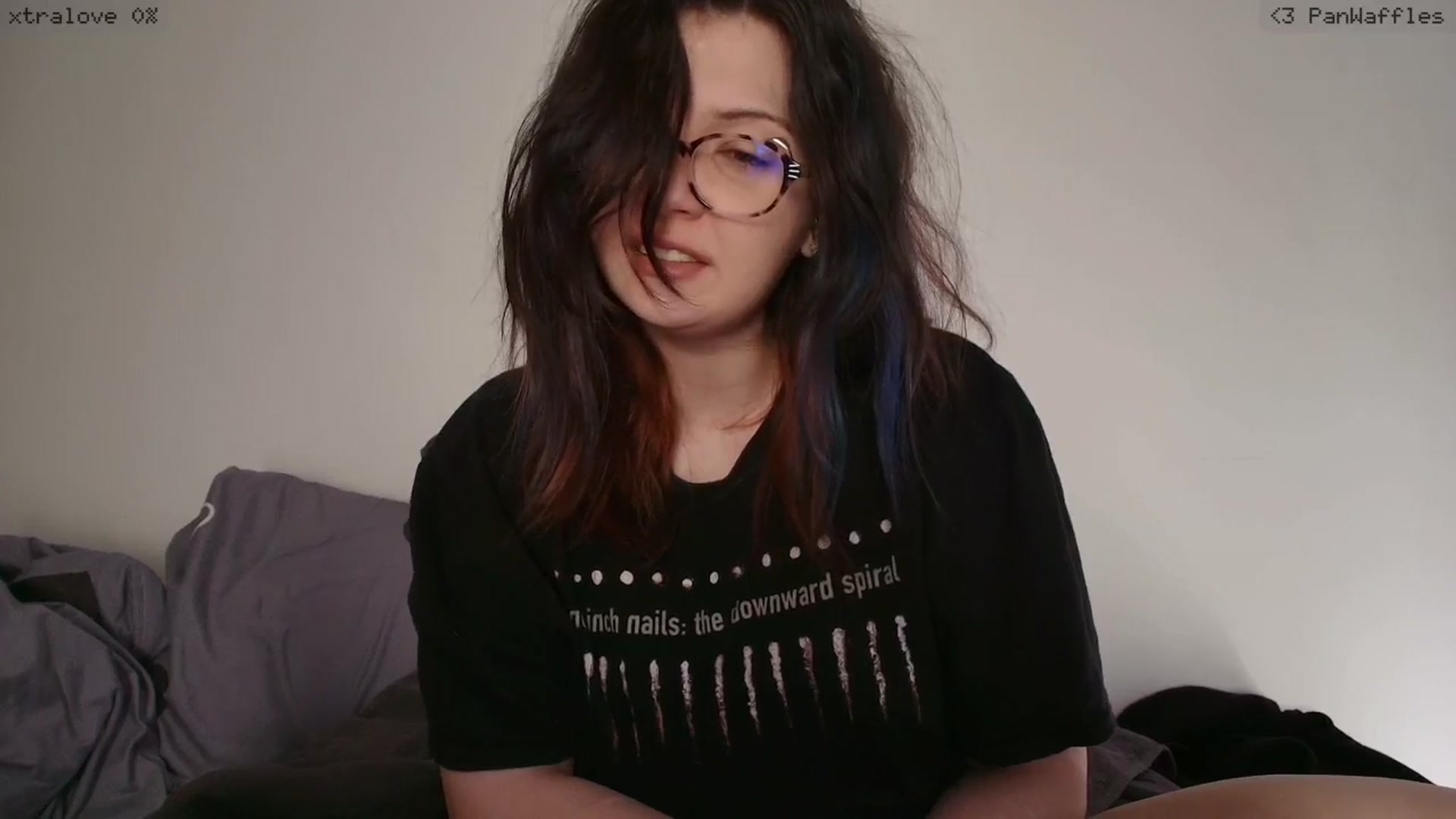 Gallery image thumbnail from RoomToAvoid's myfreecams stream on, 04/22/2026, 05:44 image 4 of 20