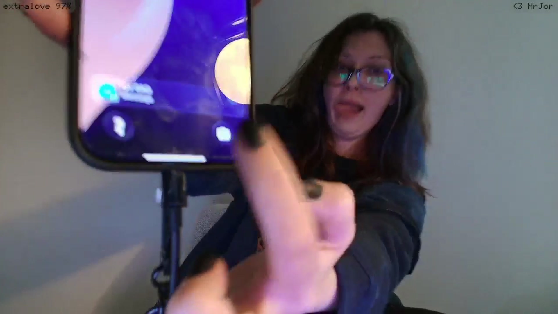 Gallery image thumbnail from RoomToAvoid's myfreecams stream on, 04/27/2026, 18:53 image 8 of 20