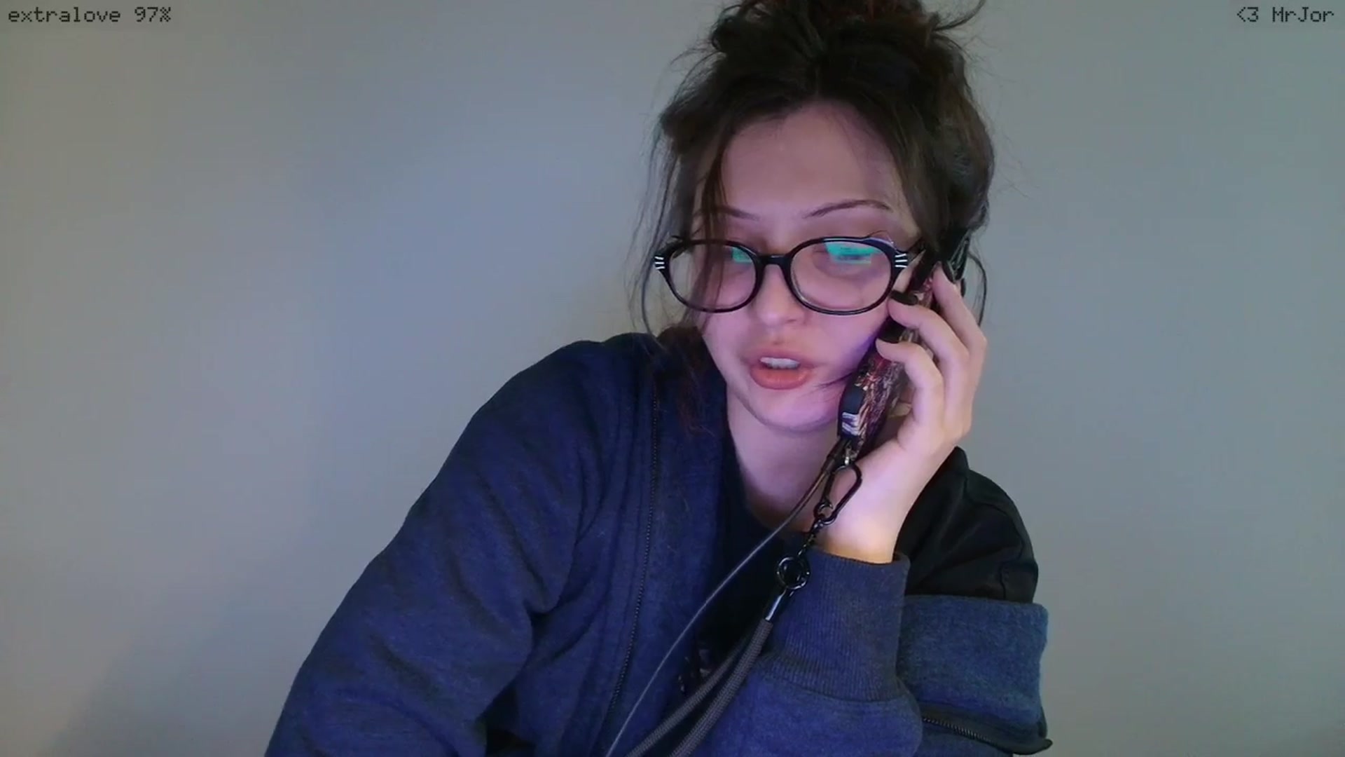 Gallery image thumbnail from RoomToAvoid's myfreecams stream on, 04/27/2026, 18:53 image 18 of 20