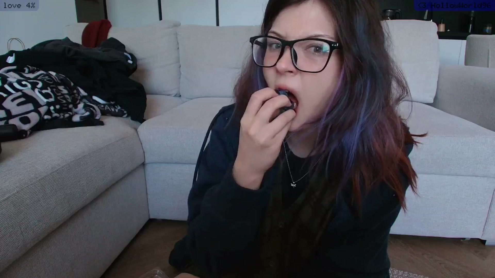 Gallery image thumbnail from RoomToAvoid's myfreecams stream on, 04/28/2026, 11:14 image 5 of 20