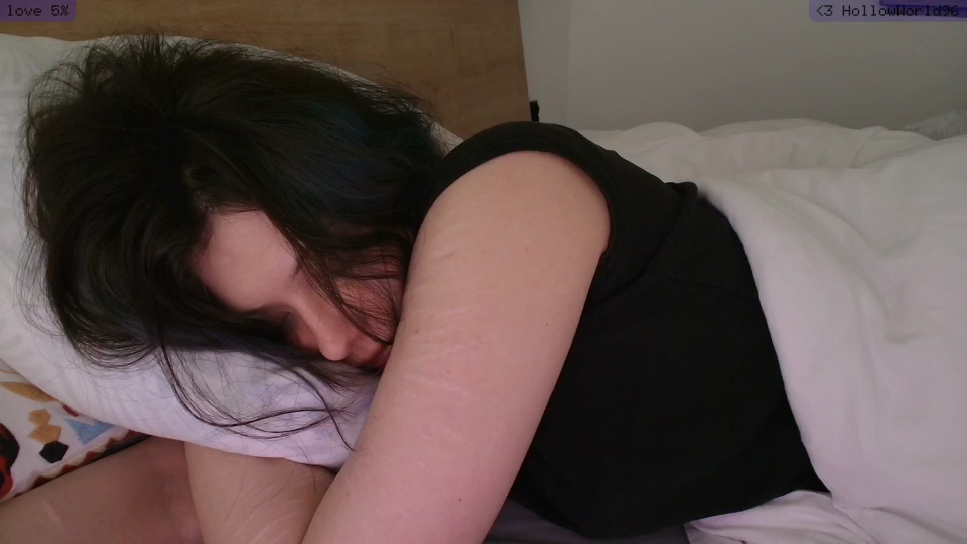 Gallery image thumbnail from RoomToAvoid's myfreecams stream on, 04/28/2026, 11:14 image 19 of 20