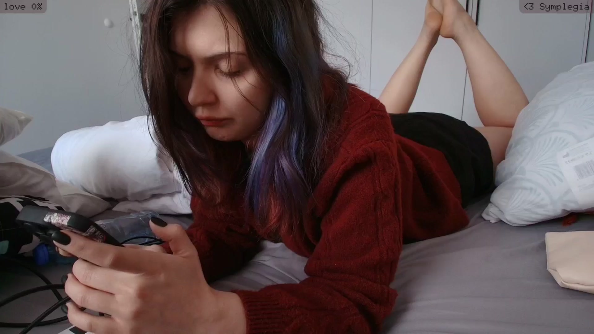 Gallery image thumbnail from RoomToAvoid's myfreecams stream on, 04/29/2026, 12:36 image 13 of 20