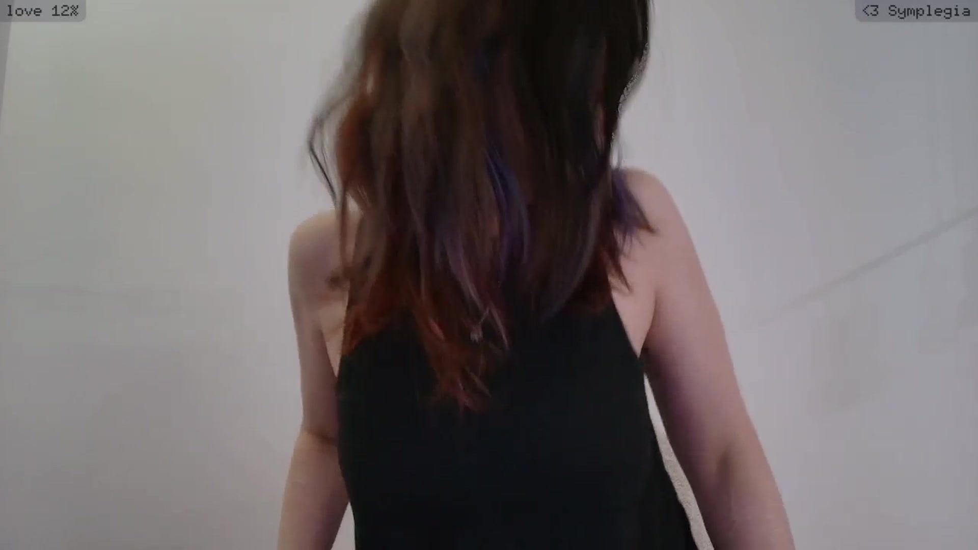 Gallery image thumbnail from RoomToAvoid's myfreecams stream on, 04/29/2026, 12:36 image 3 of 20