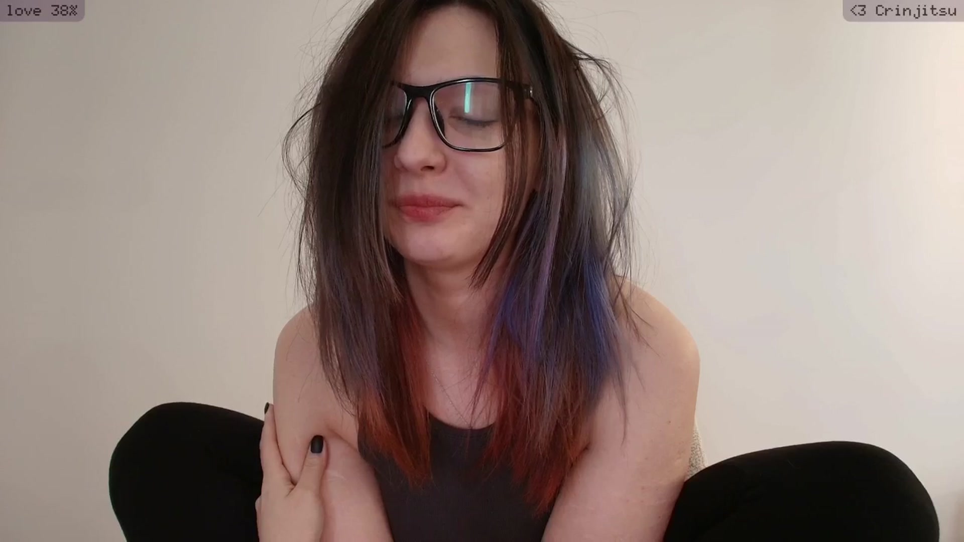 Gallery image thumbnail from RoomToAvoid's myfreecams stream on, 04/30/2026, 17:36 image 14 of 20