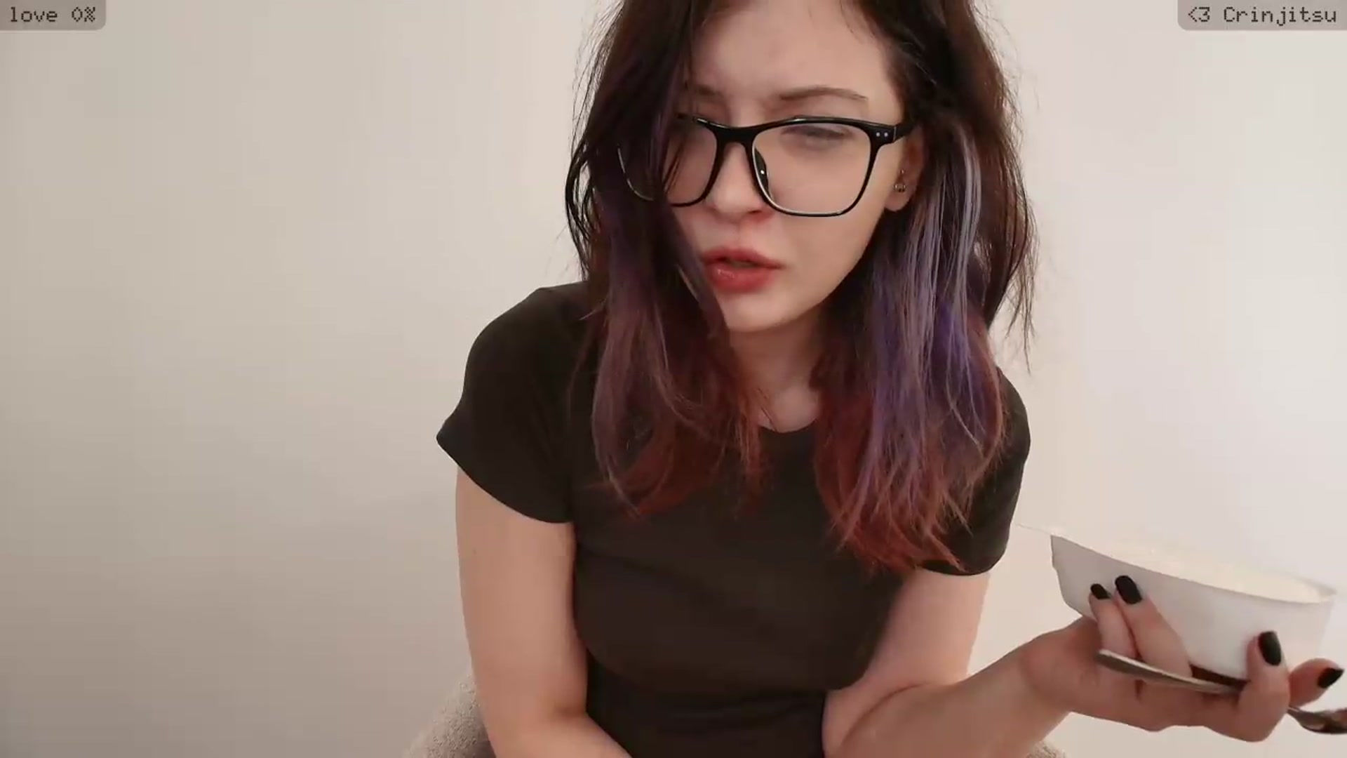 Gallery image thumbnail from RoomToAvoid's myfreecams stream on, 05/11/2026, 09:33 image 2 of 20