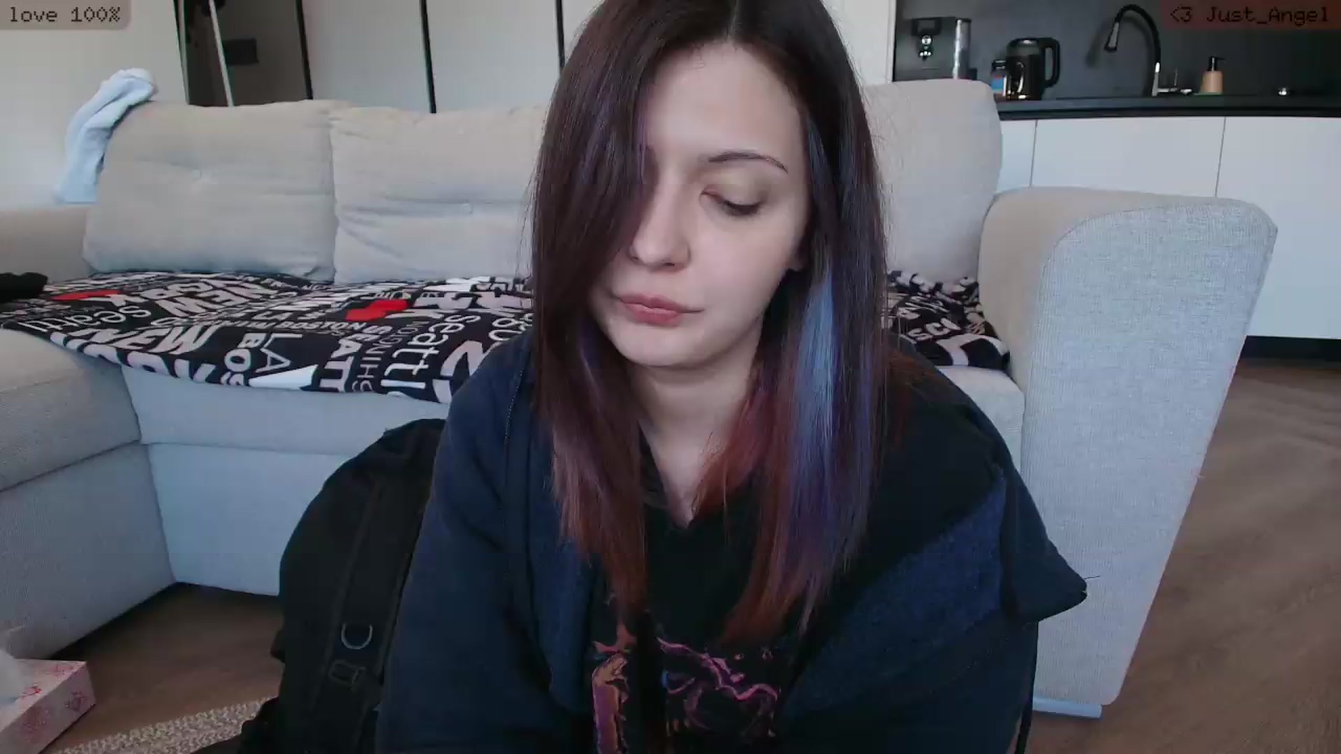 Gallery image thumbnail from RoomToAvoid's myfreecams stream on, 05/13/2026, 15:35 image 19 of 20