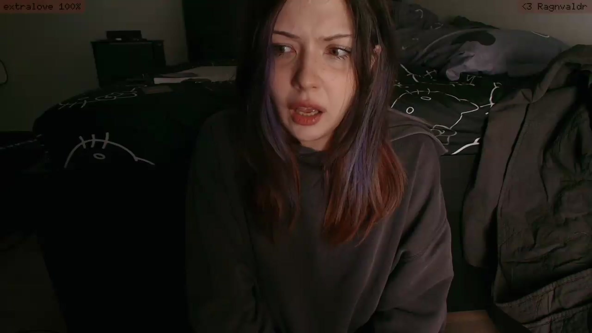 Gallery image thumbnail from RoomToAvoid's myfreecams stream on, 05/20/2026, 24:12 image 4 of 20