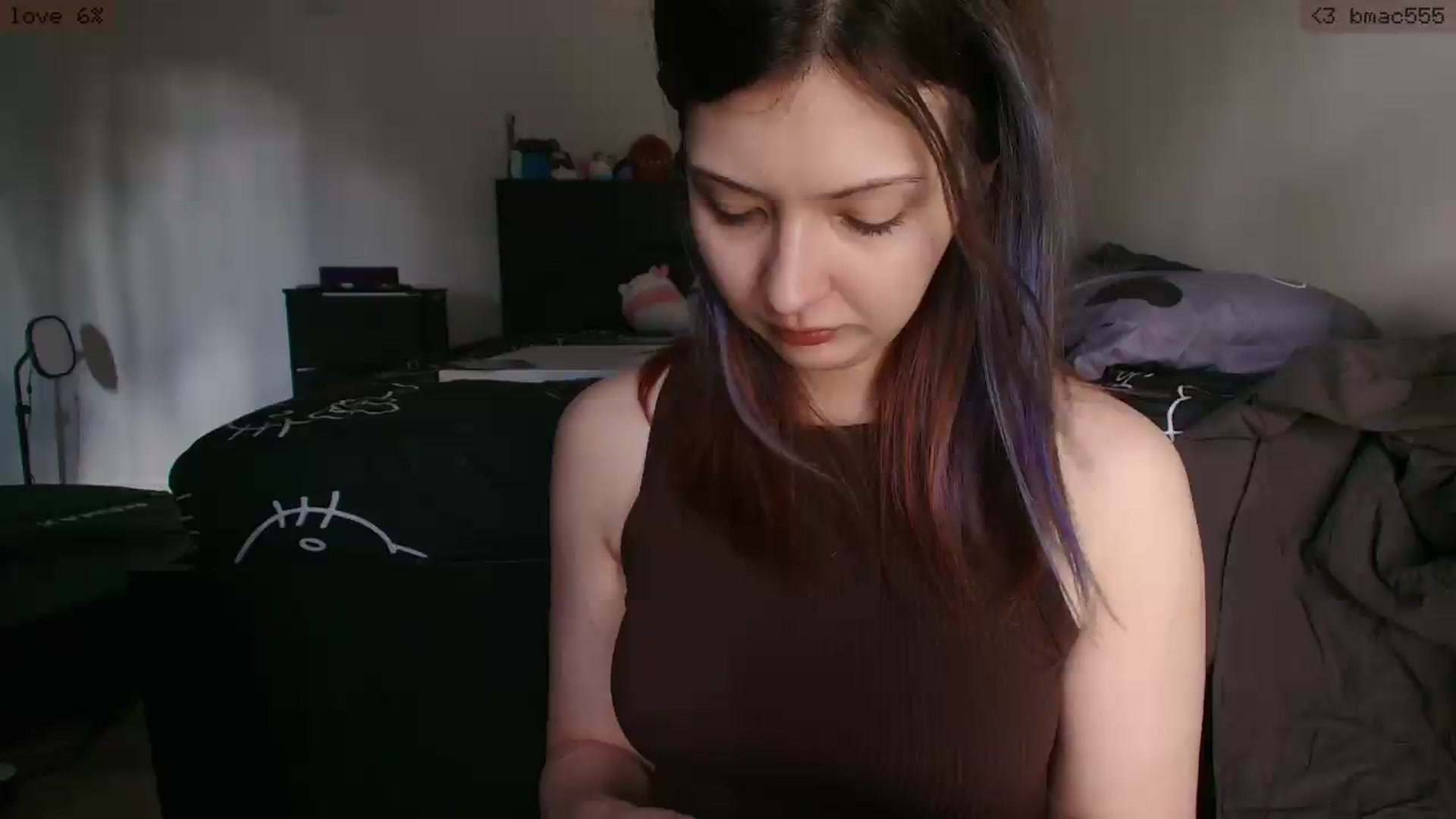 Gallery image thumbnail from RoomToAvoid's myfreecams stream on, 05/20/2026, 05:03 image 4 of 20