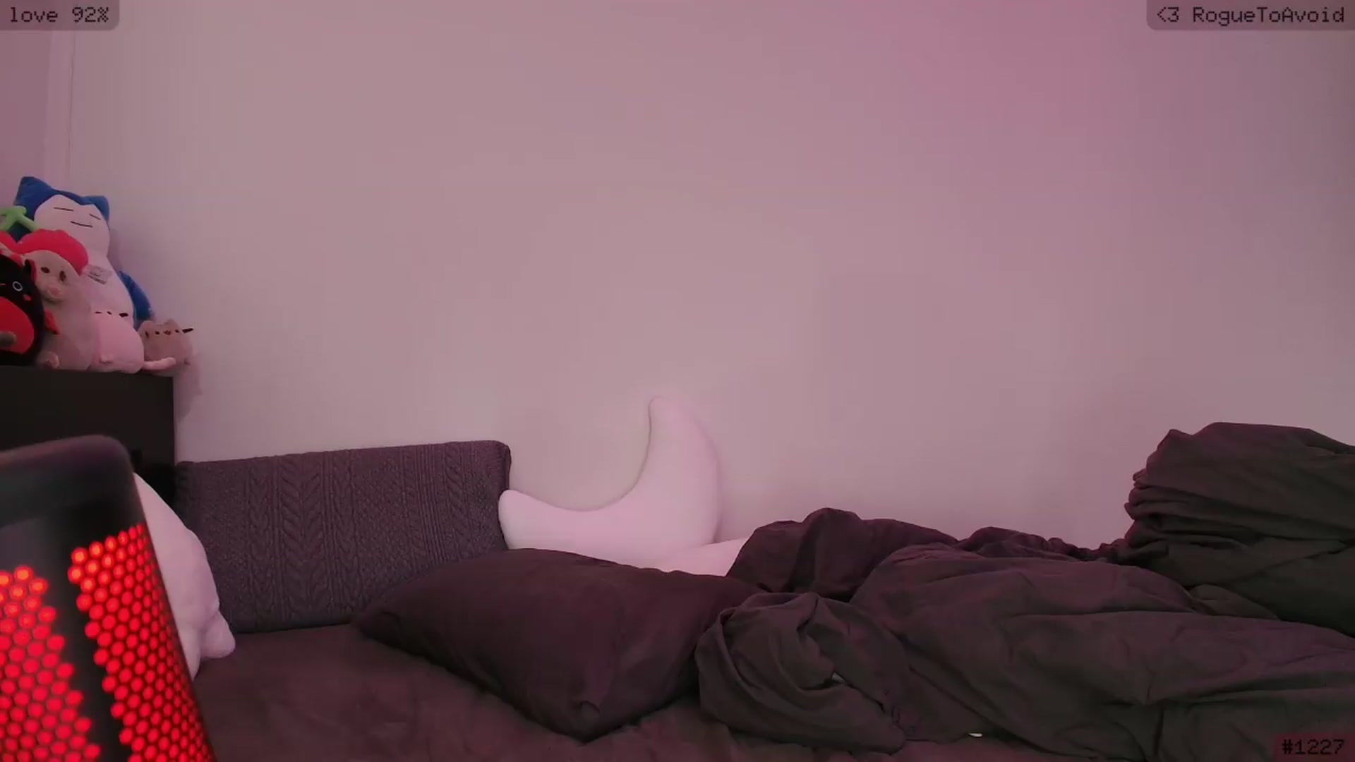 Gallery image thumbnail from RoomToAvoid's myfreecams stream on, 05/25/2026, 04:50 image 5 of 20