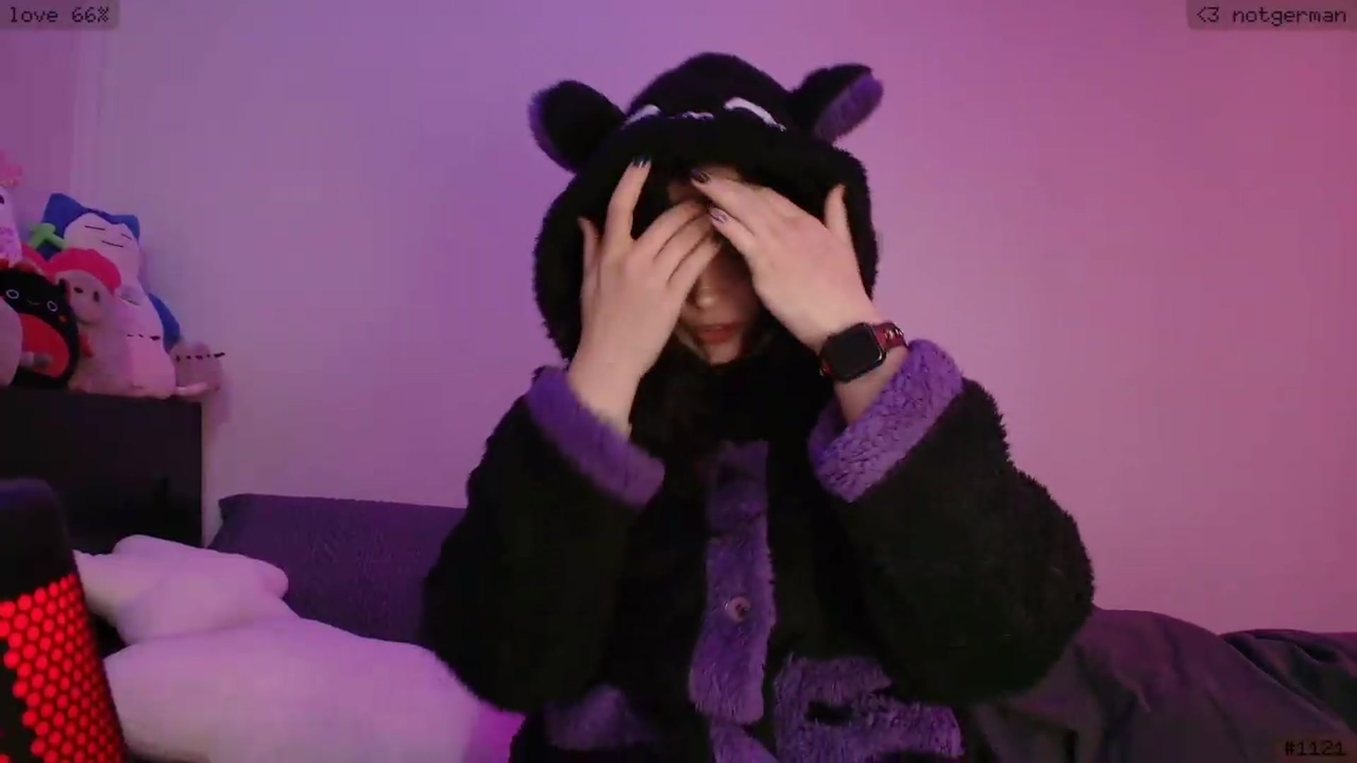 Gallery image thumbnail from RoomToAvoid's myfreecams stream on, 05/26/2026, 01:28 image 6 of 20