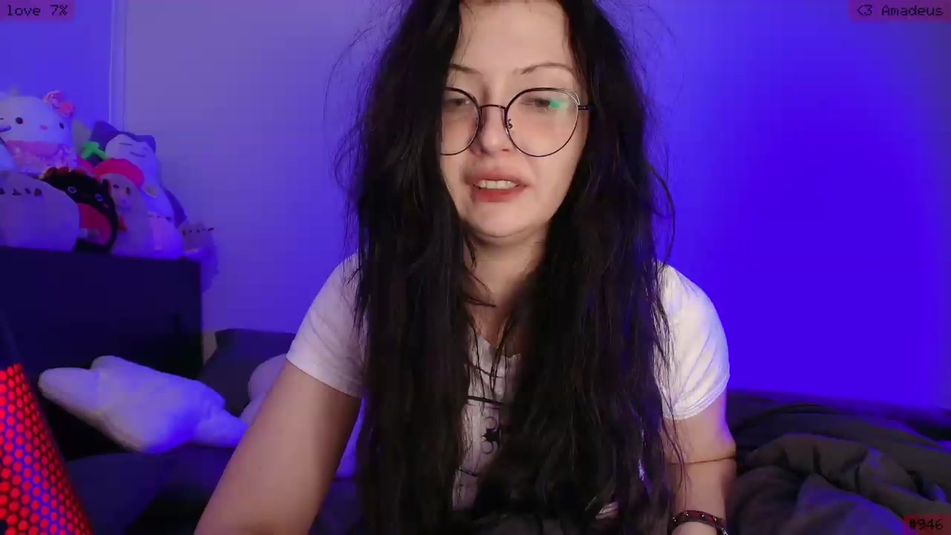 Gallery image thumbnail from RoomToAvoid's myfreecams stream on, 05/28/2026, 03:39 image 18 of 20