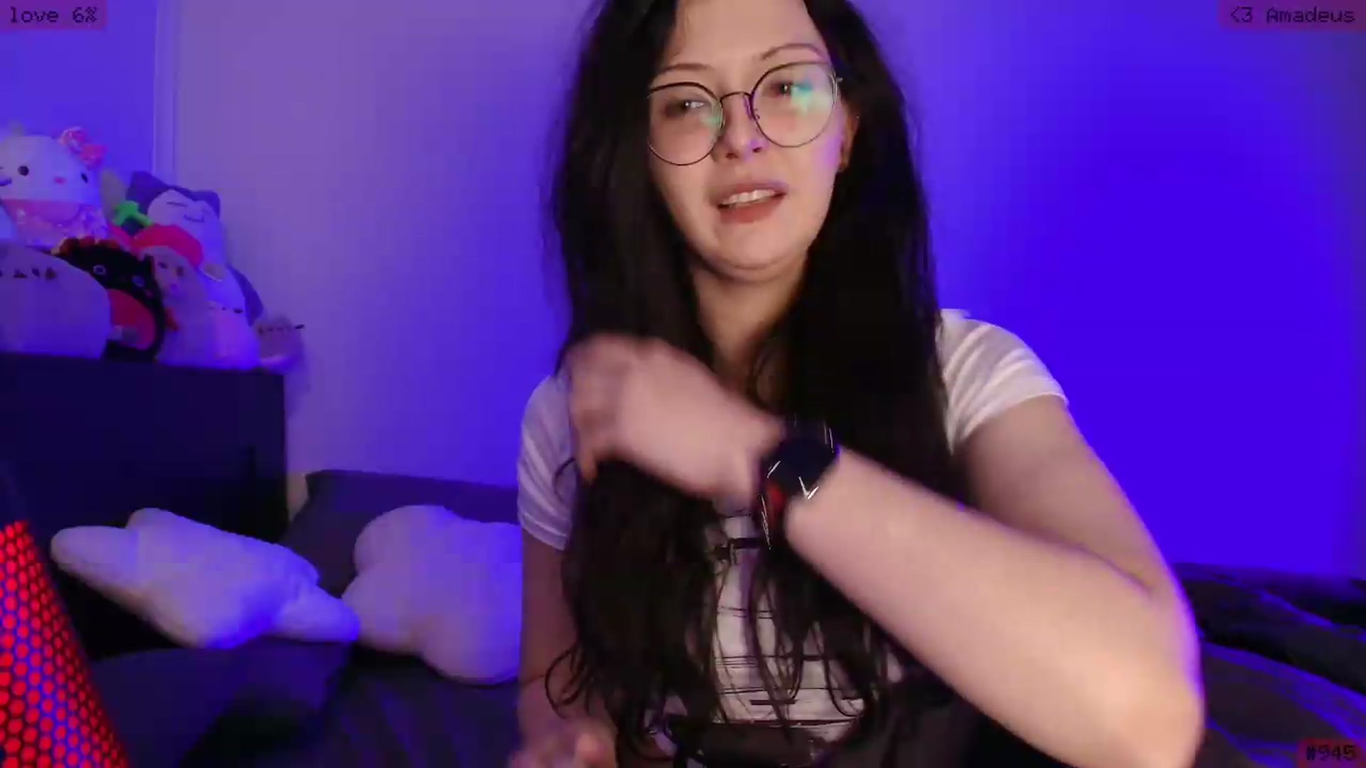 Gallery image thumbnail from RoomToAvoid's myfreecams stream on, 05/28/2026, 03:39 image 15 of 20