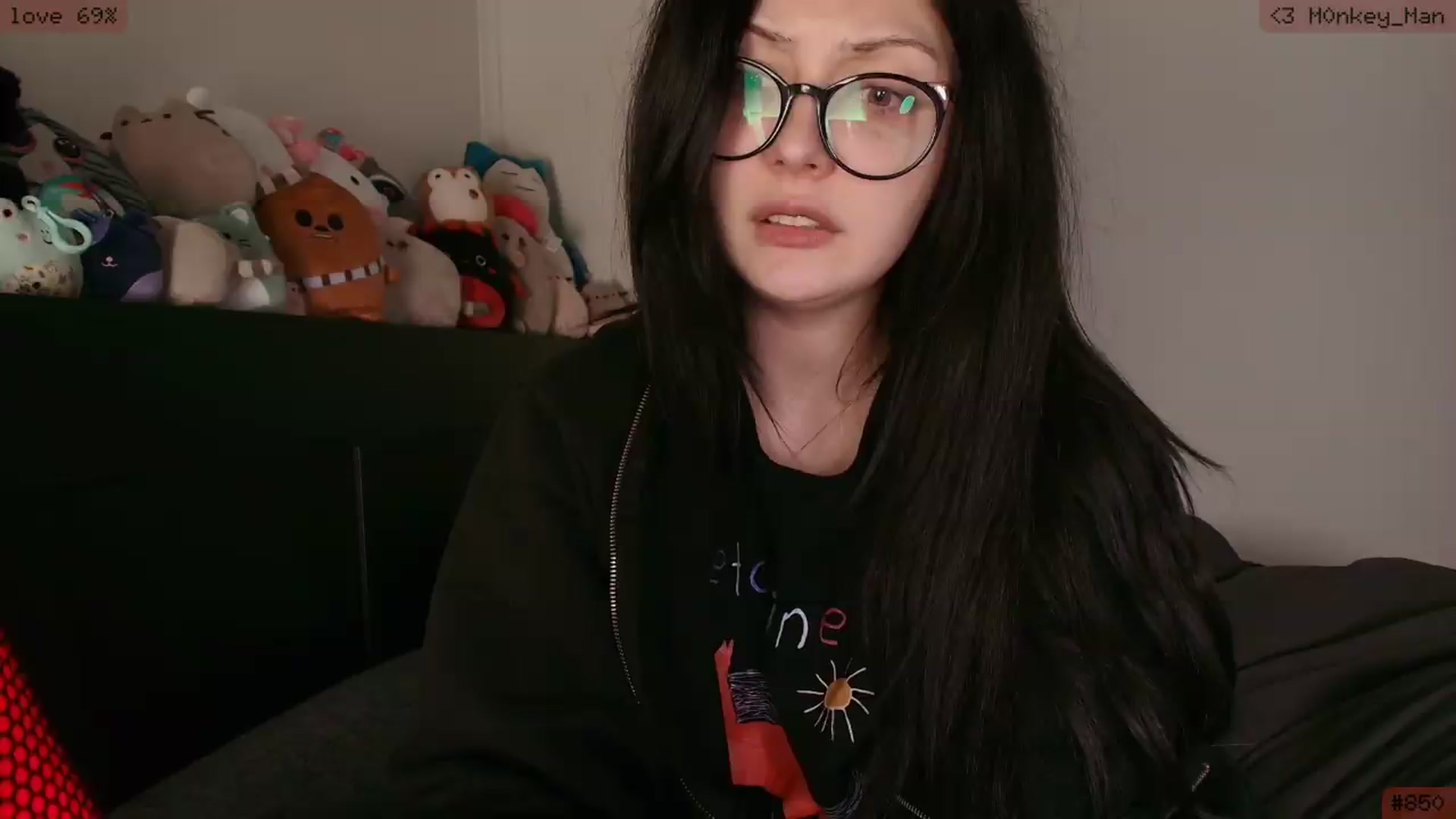 Gallery image thumbnail from RoomToAvoid's myfreecams stream on, 05/31/2026, 07:36 image 17 of 20