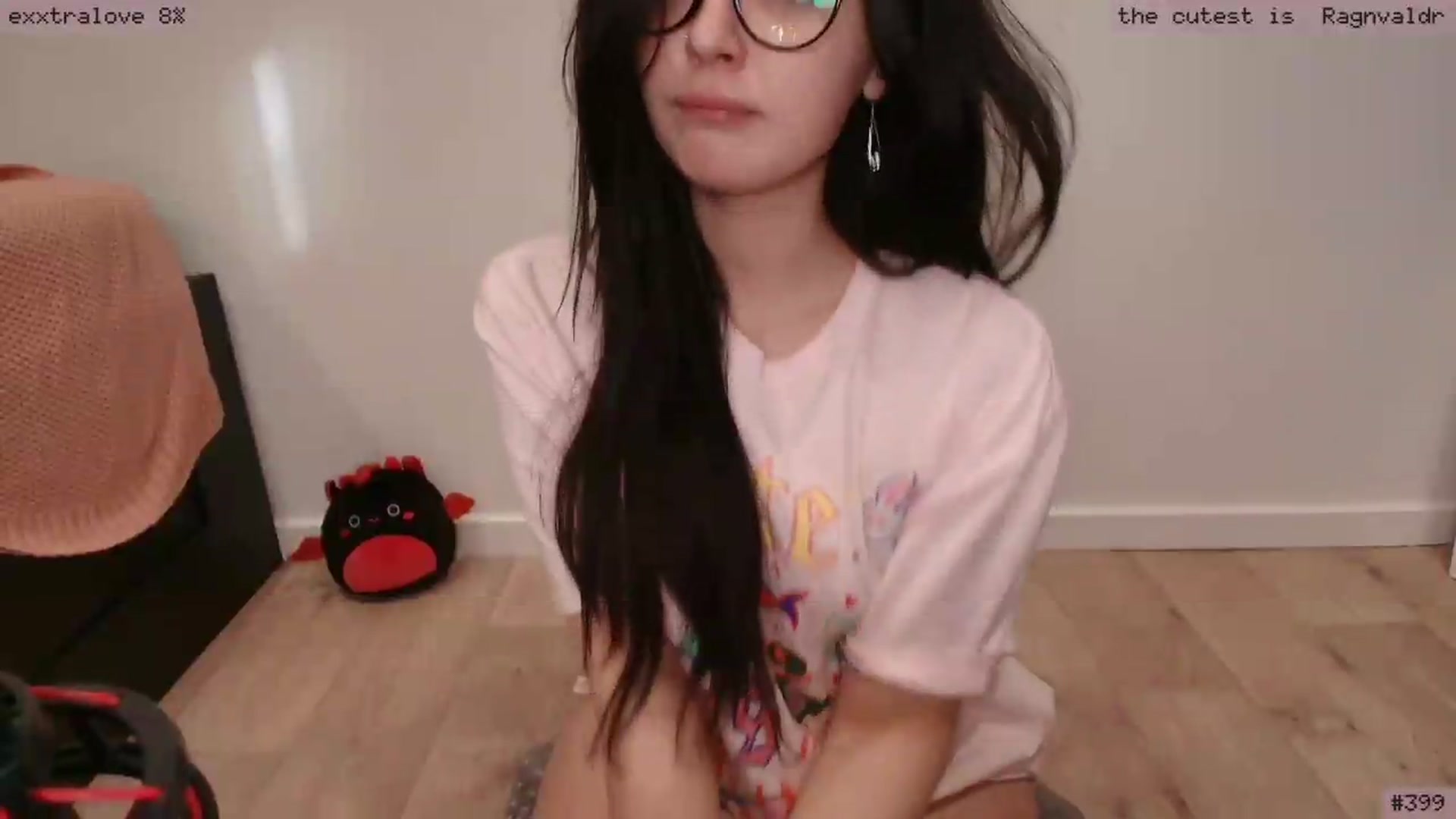 Gallery image thumbnail from RoomToAvoid's myfreecams stream on, 06/03/2026, 04:54 image 19 of 20