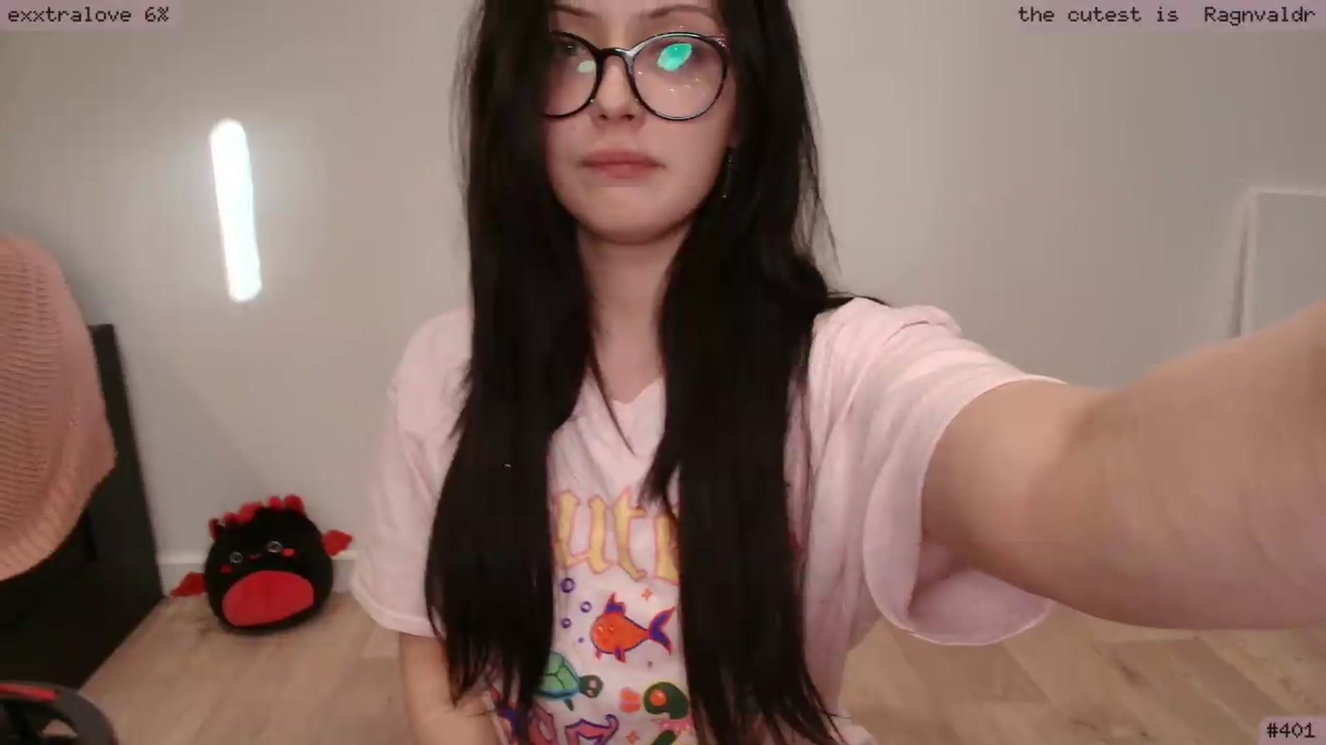 Gallery image thumbnail from RoomToAvoid's myfreecams stream on, 06/03/2026, 04:54 image 18 of 20