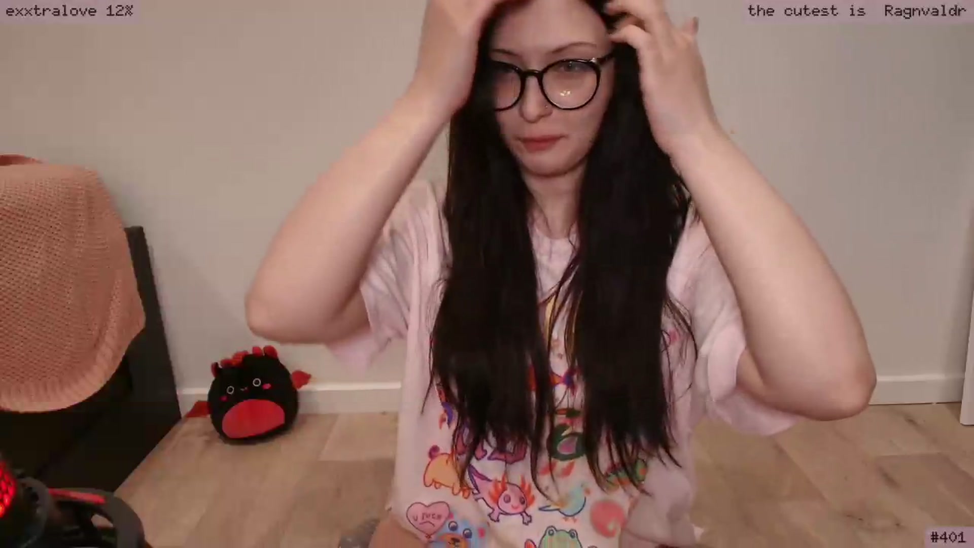 Gallery image thumbnail from RoomToAvoid's myfreecams stream on, 06/03/2026, 05:13 image 3 of 20
