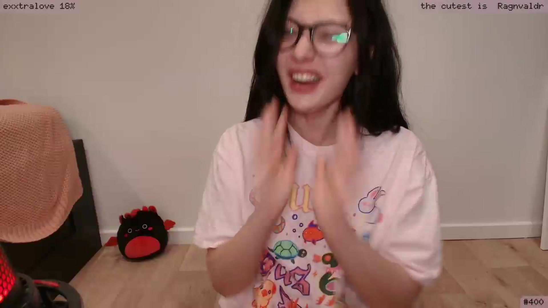 Gallery image thumbnail from RoomToAvoid's myfreecams stream on, 06/03/2026, 05:13 image 11 of 20