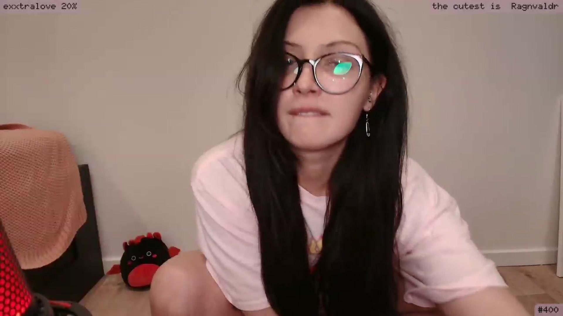 Gallery image thumbnail from RoomToAvoid's myfreecams stream on, 06/03/2026, 05:13 image 15 of 20