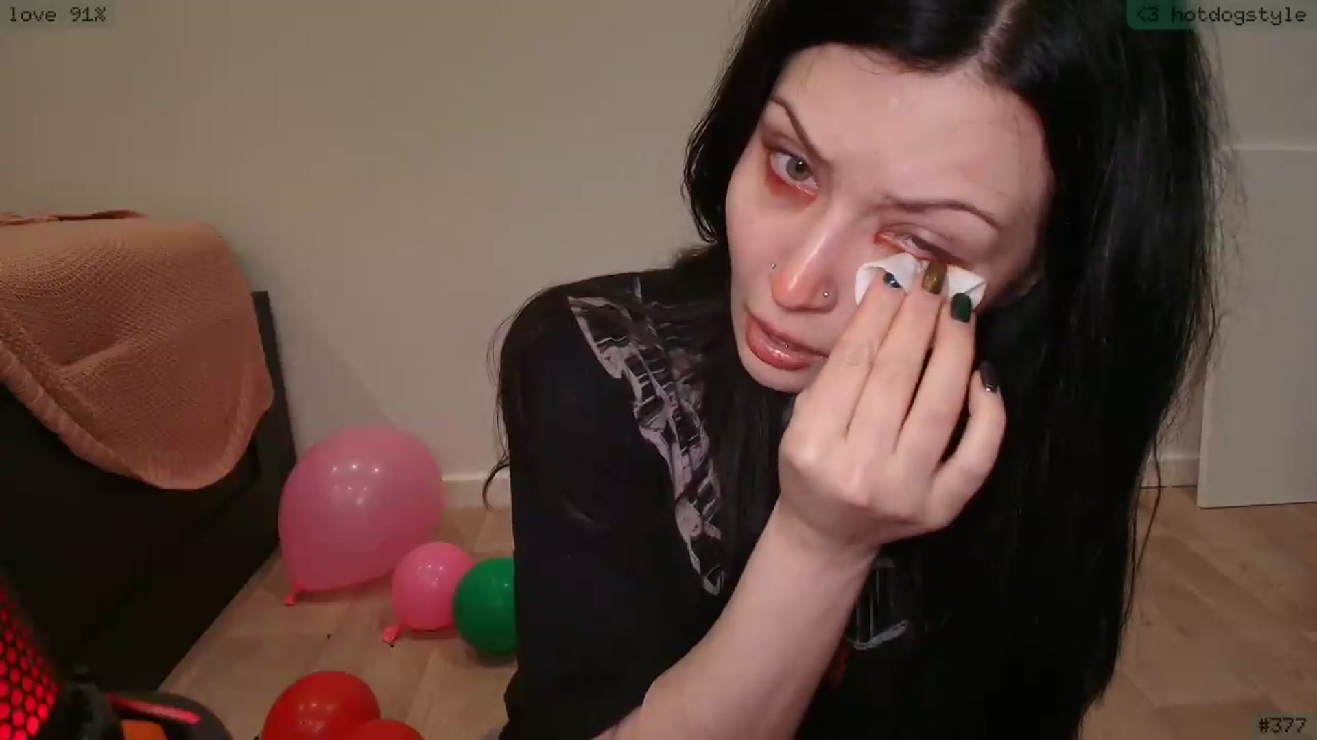 Gallery image thumbnail from RoomToAvoid's myfreecams stream on, 06/04/2026, 06:30 image 15 of 20