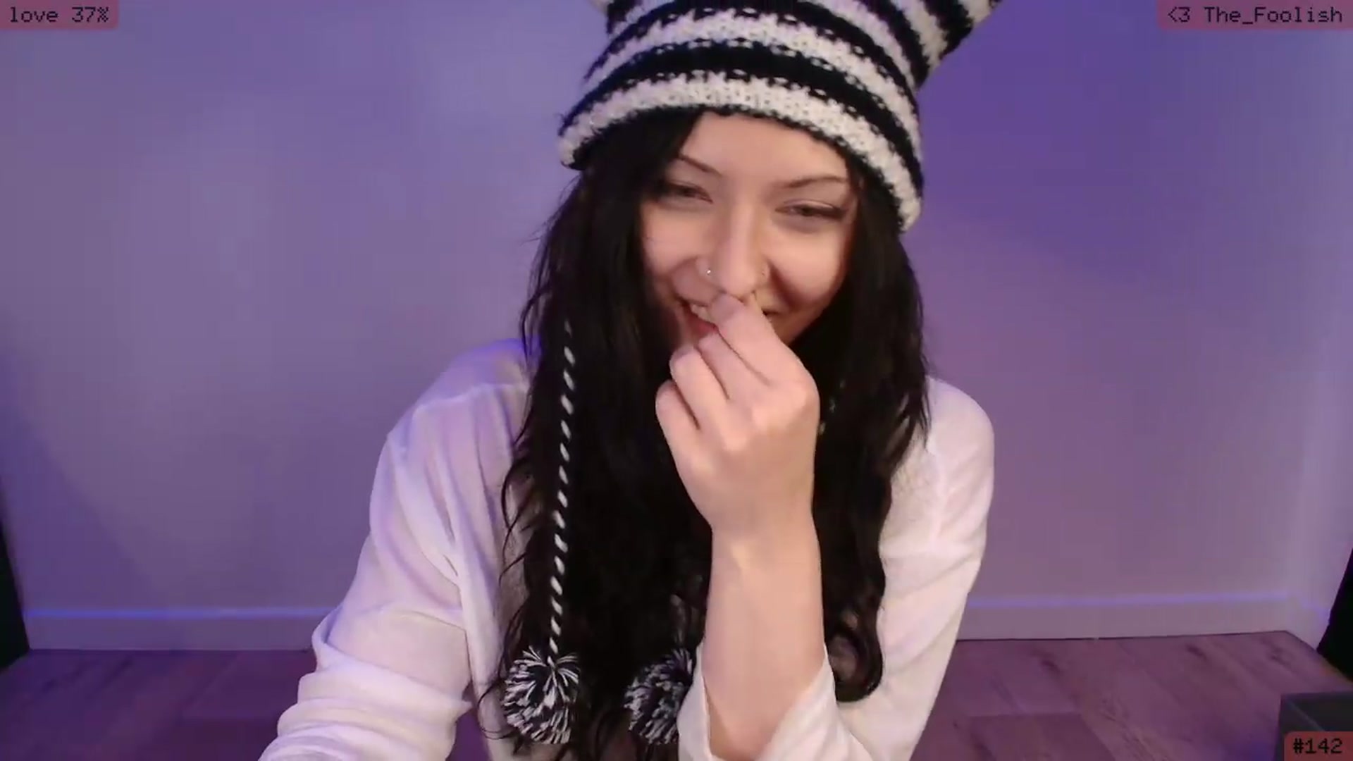 Gallery image thumbnail from RoomToAvoid's myfreecams stream on, 06/08/2026, 05:05 image 16 of 20