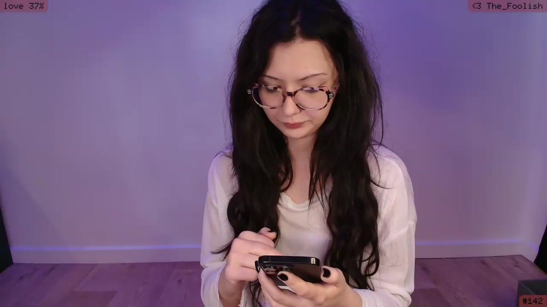Gallery image thumbnail from RoomToAvoid's myfreecams stream on, 06/08/2026, 05:05 image 15 of 20